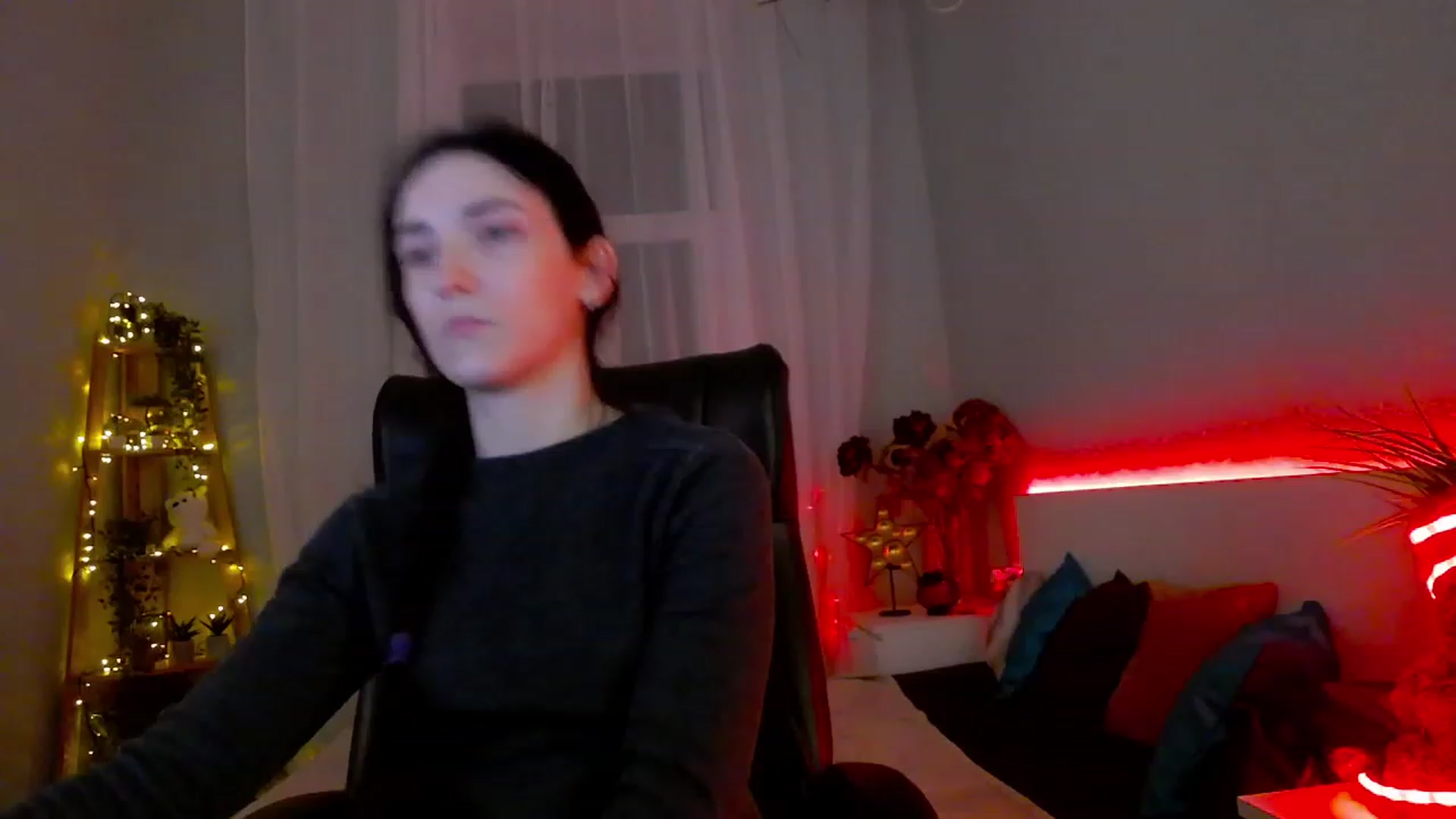 Gallery image thumbnail from KattySteal's myfreecams stream on, 02/06/2023, 12:33 image 3 of 20