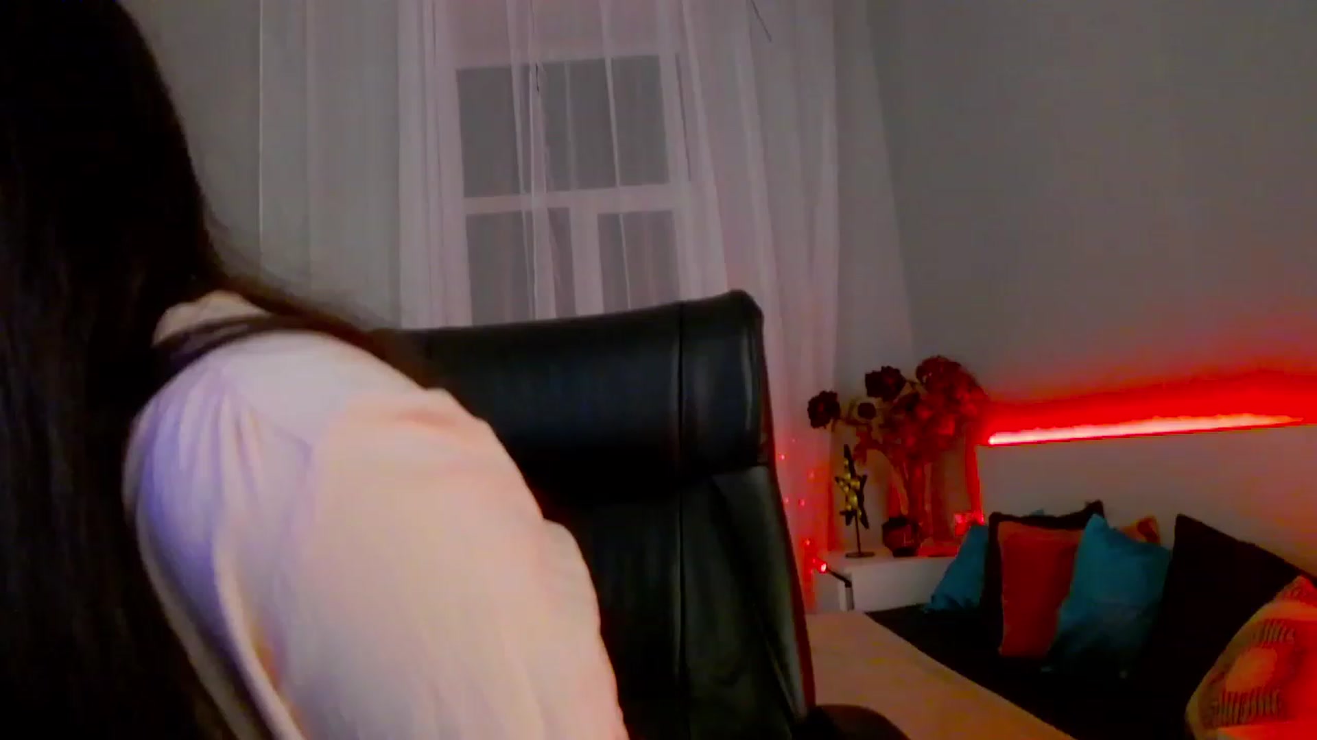 Gallery image thumbnail from KattySteal's myfreecams stream on, 02/07/2023, 10:59 image 16 of 20