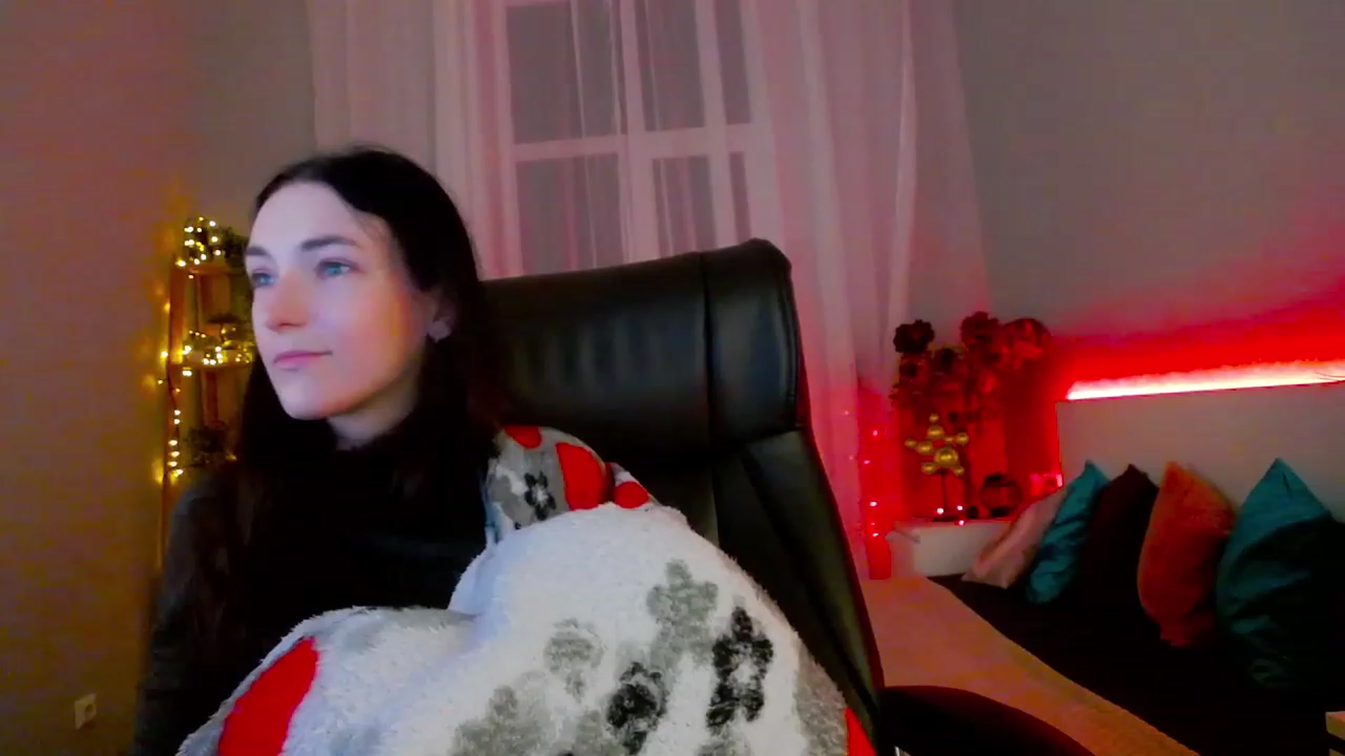 Gallery image thumbnail from KattySteal's myfreecams stream on, 02/11/2023, 11:26 image 18 of 20