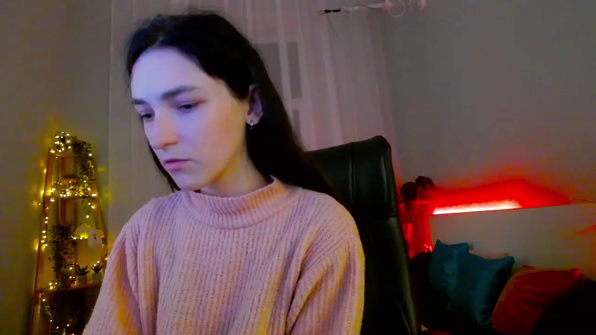 Gallery image thumbnail from KattySteal's myfreecams stream on, 02/15/2023, 12:27 image 1 of 20