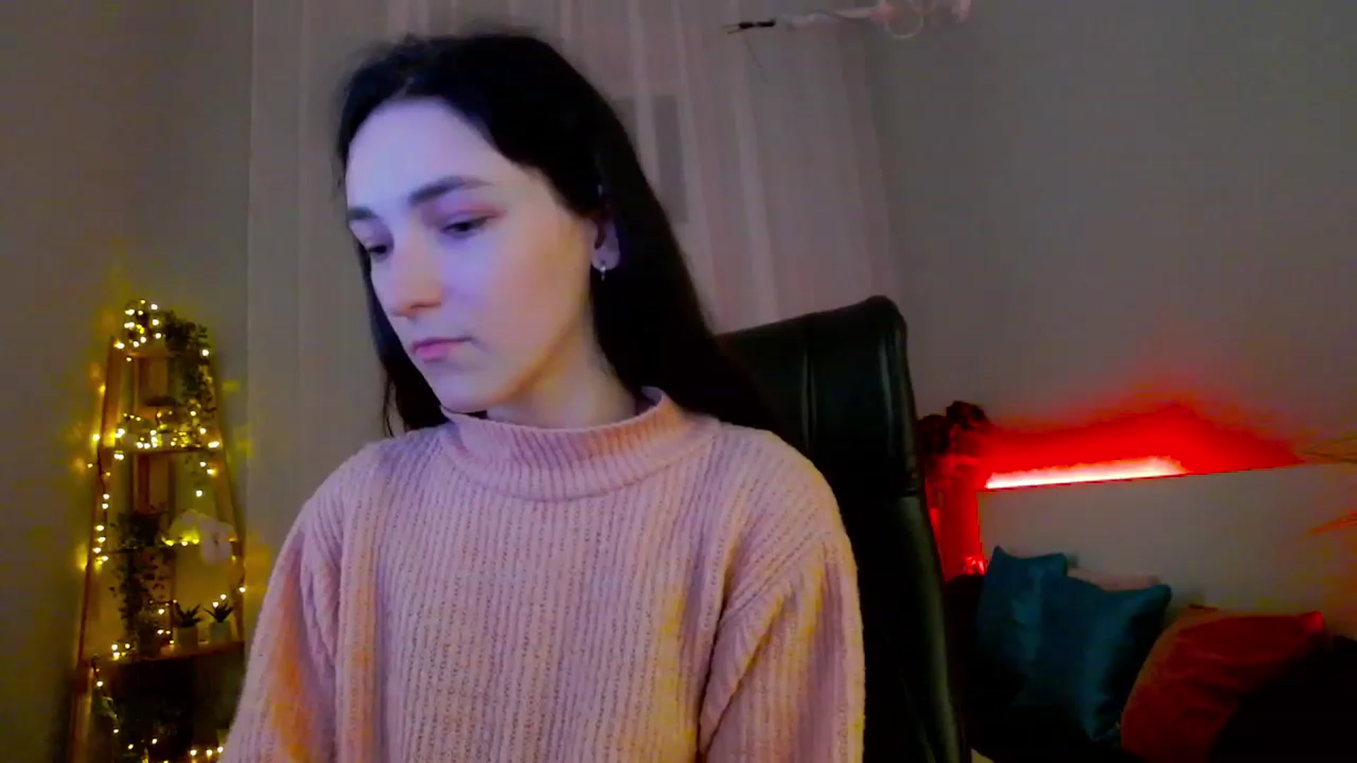 Gallery image thumbnail from KattySteal's myfreecams stream on, 02/15/2023, 12:27 image 8 of 20