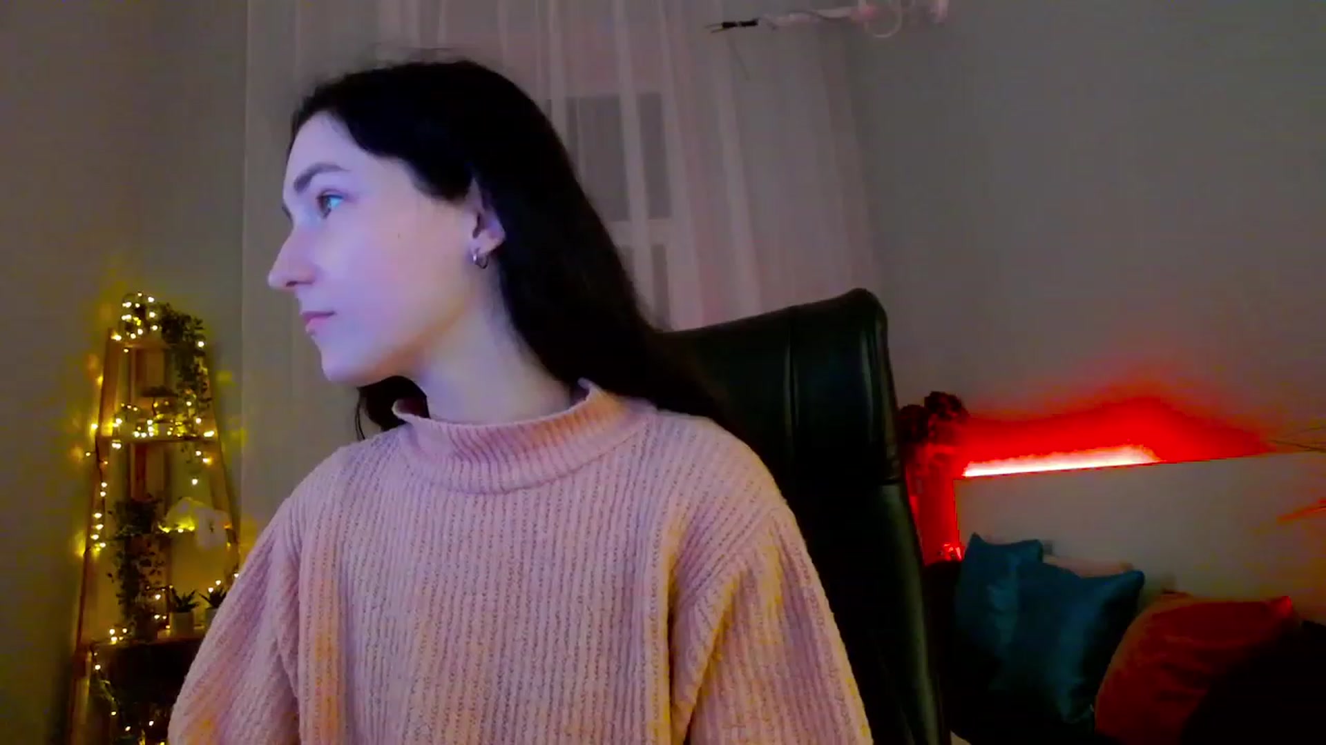 Gallery image thumbnail from KattySteal's myfreecams stream on, 02/15/2023, 12:27 image 15 of 20