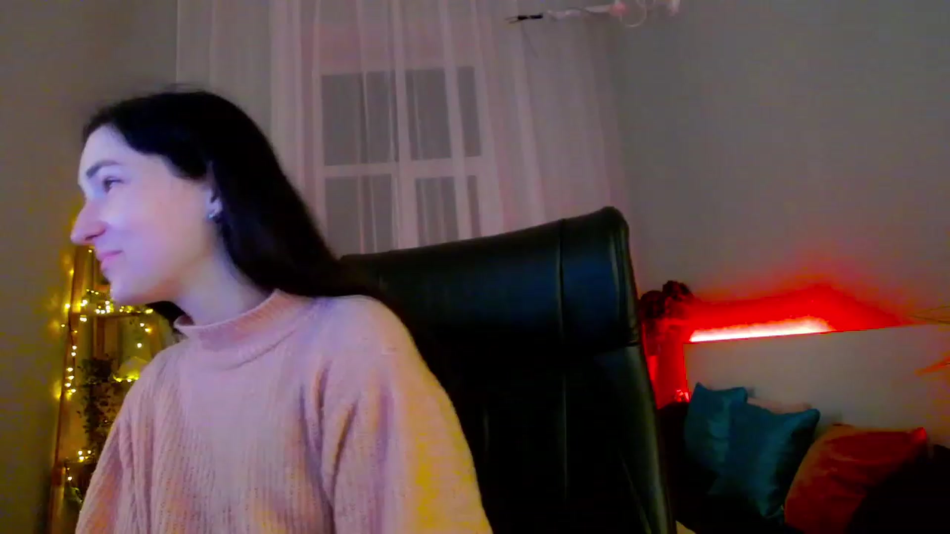 Gallery image thumbnail from KattySteal's myfreecams stream on, 02/15/2023, 12:27 image 9 of 20
