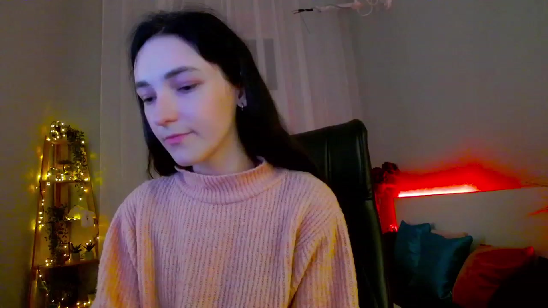 Gallery image thumbnail from KattySteal's myfreecams stream on, 02/15/2023, 12:27 image 16 of 20