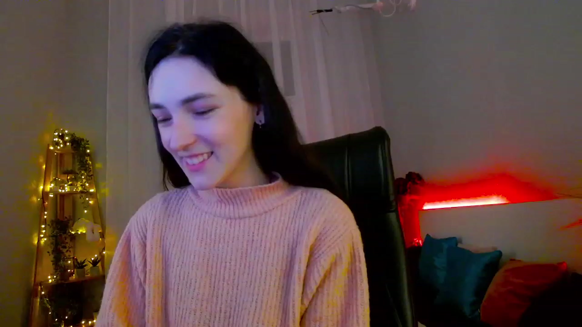 Gallery image thumbnail from KattySteal's myfreecams stream on, 02/15/2023, 12:27 image 18 of 20