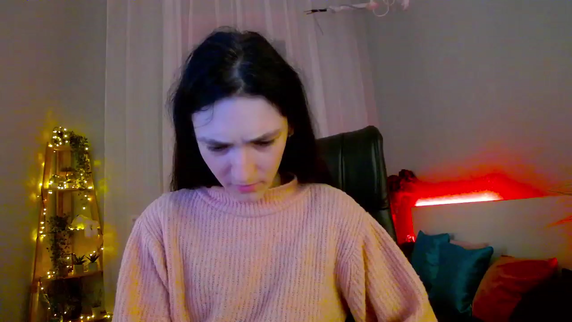 Gallery image thumbnail from KattySteal's myfreecams stream on, 02/15/2023, 12:27 image 12 of 20
