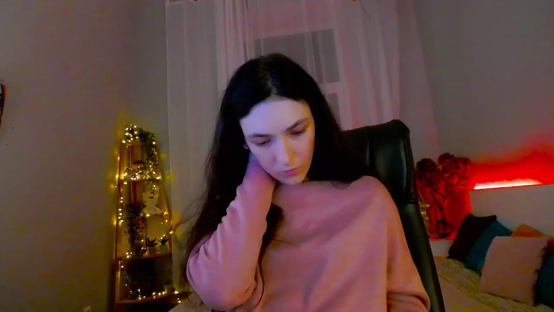 Gallery image thumbnail from KattySteal's myfreecams stream on, 02/18/2023, 13:00 image 6 of 20