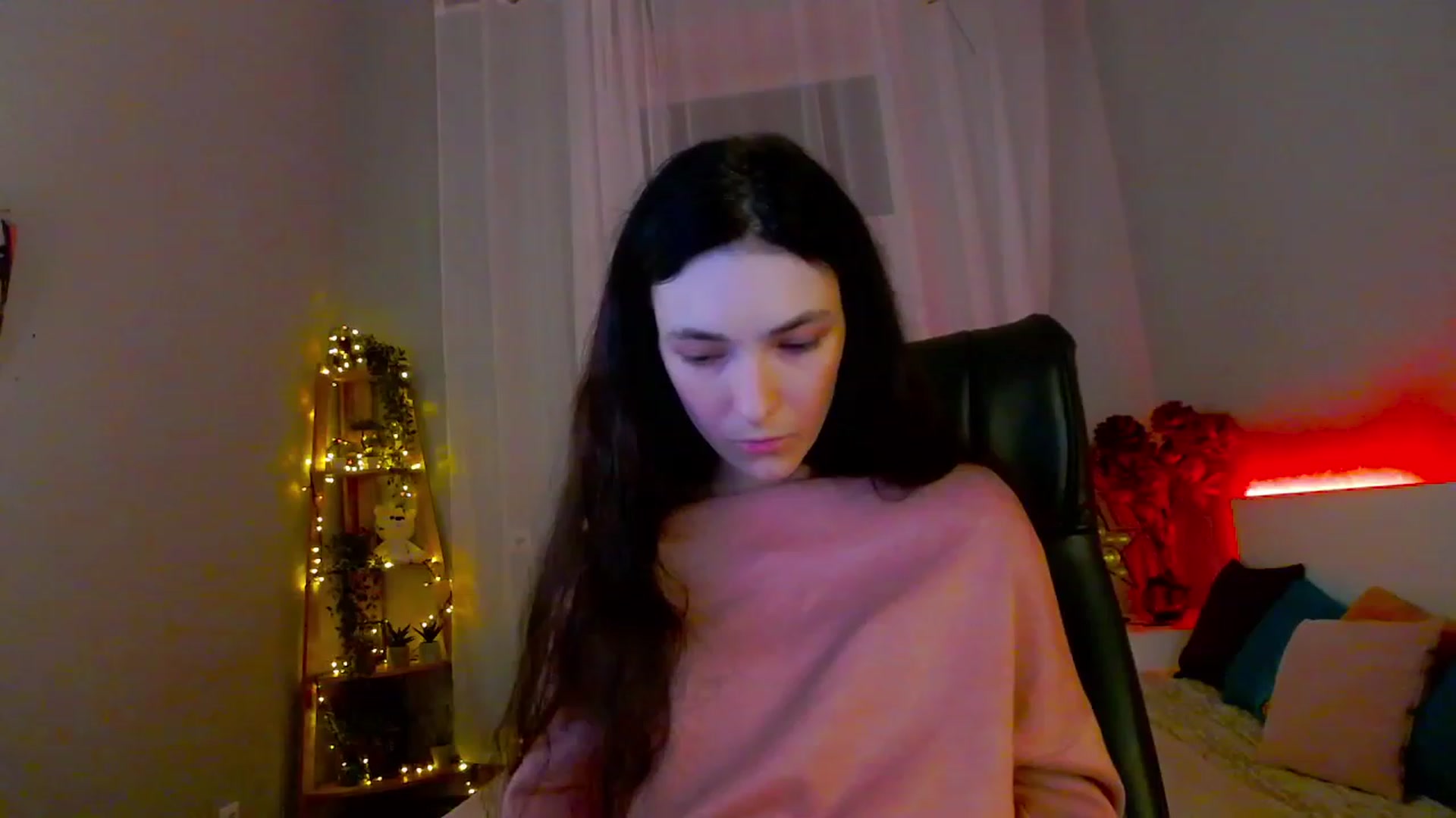 Gallery image thumbnail from KattySteal's myfreecams stream on, 02/18/2023, 13:00 image 5 of 20