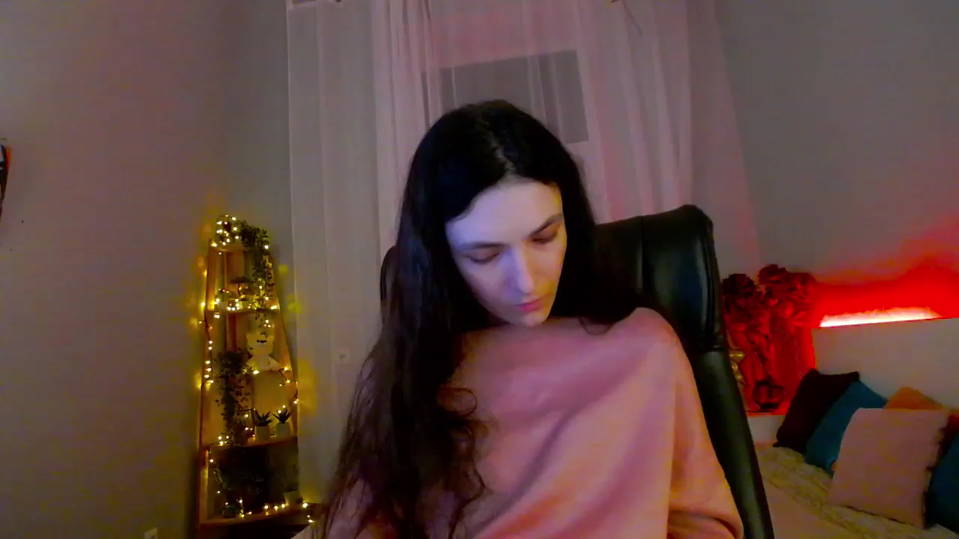 Gallery image thumbnail from KattySteal's myfreecams stream on, 02/18/2023, 13:00 image 10 of 20