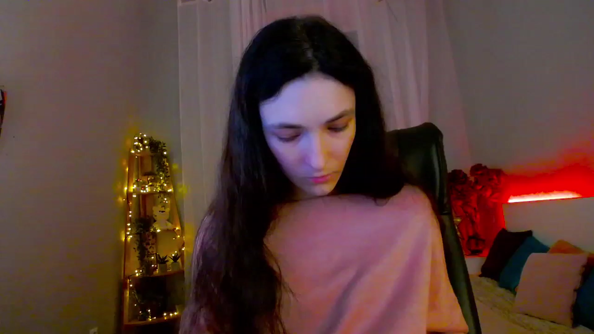 Gallery image thumbnail from KattySteal's myfreecams stream on, 02/18/2023, 13:00 image 15 of 20