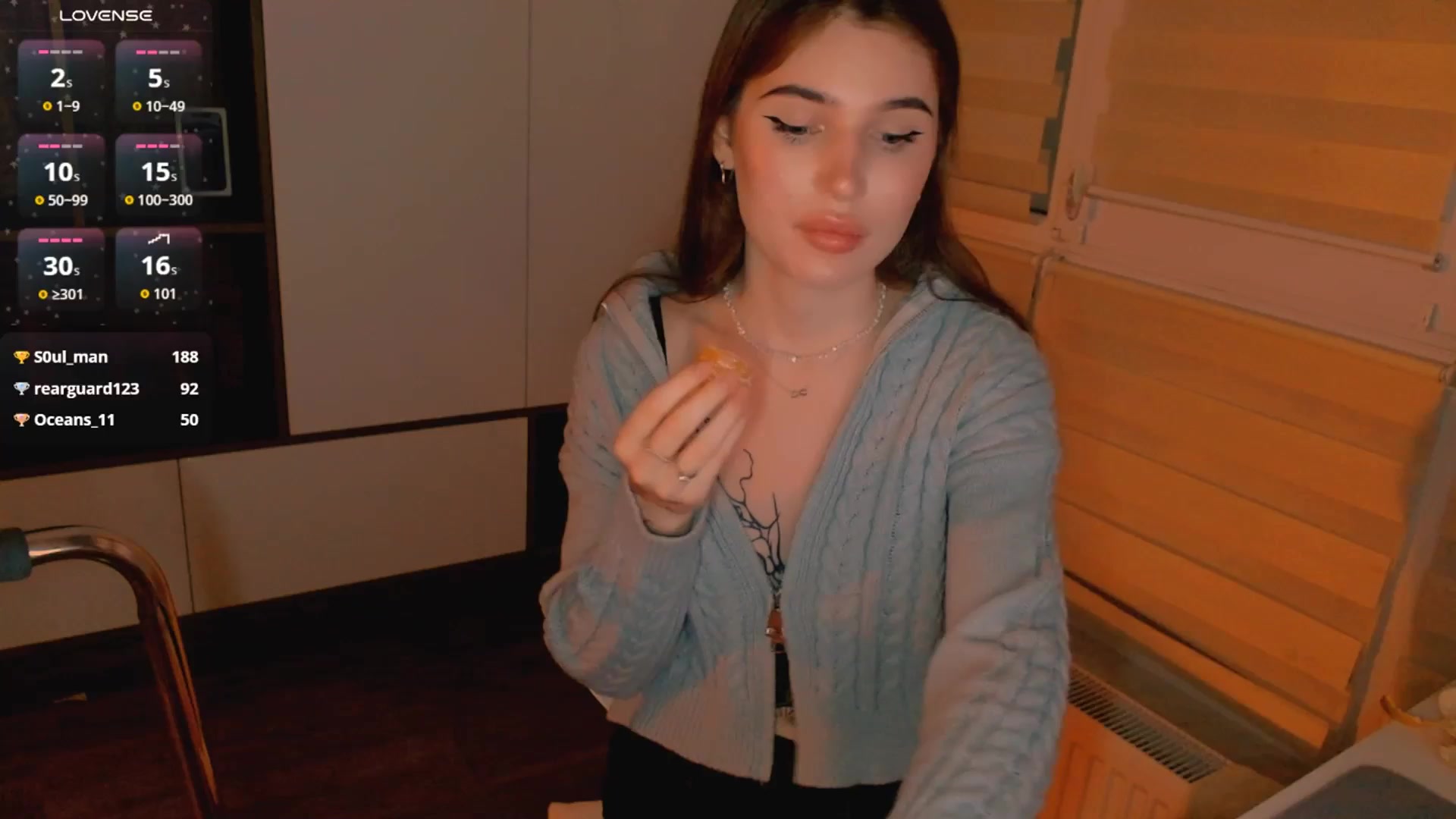 Gallery image thumbnail from Katty_Ree's myfreecams stream on, 11/18/2025, 03:22 image 17 of 20
