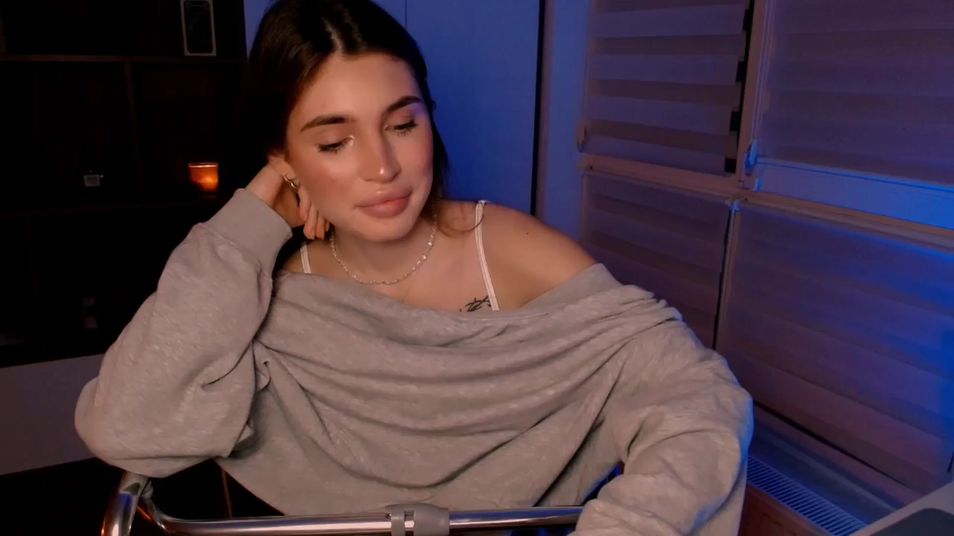 Gallery image thumbnail from Katty_Ree's myfreecams stream on, 11/28/2025, 24:39 image 19 of 20