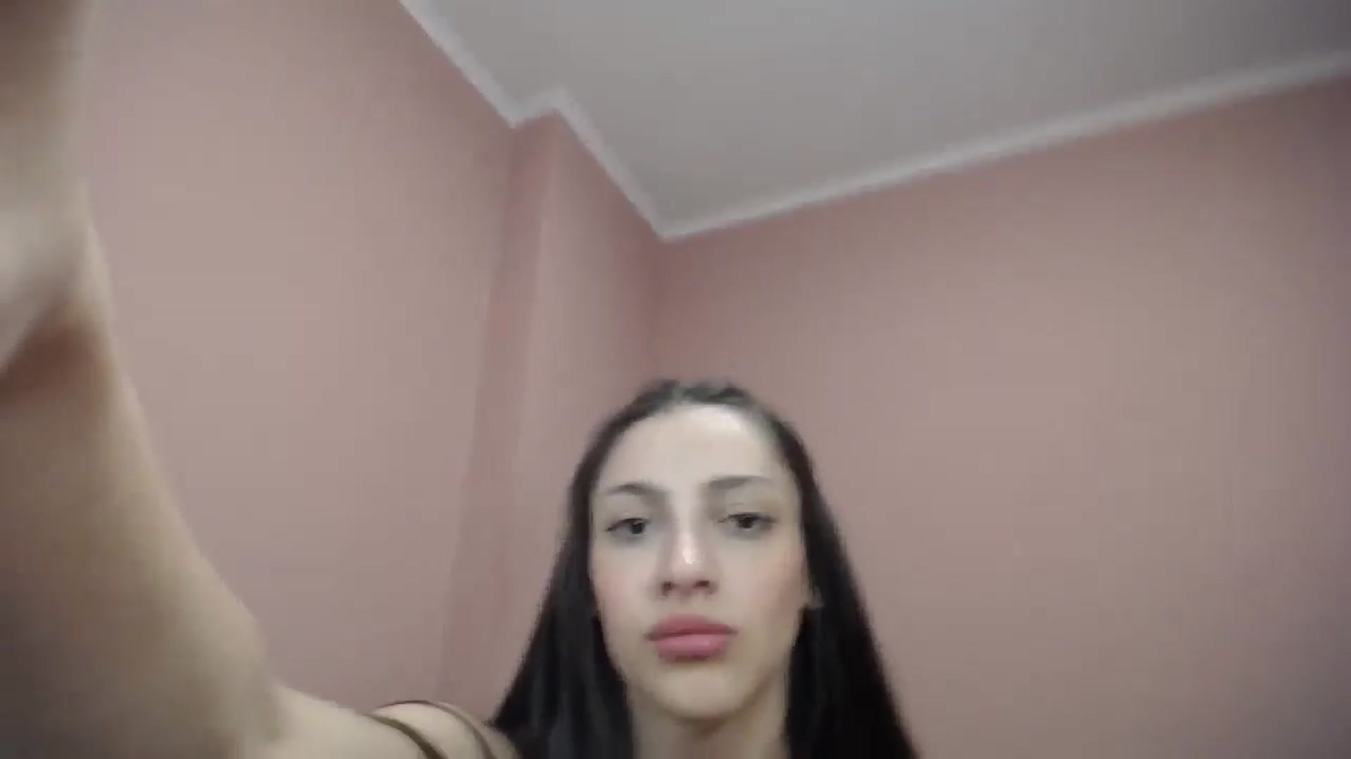 Gallery image thumbnail from Katty_West's myfreecams stream on, 05/19/2024, 10:10 image 17 of 20