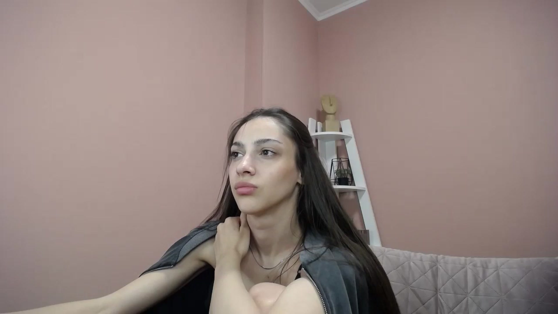 Gallery image thumbnail from Katty_West's myfreecams stream on, 05/19/2024, 13:29 image 5 of 20