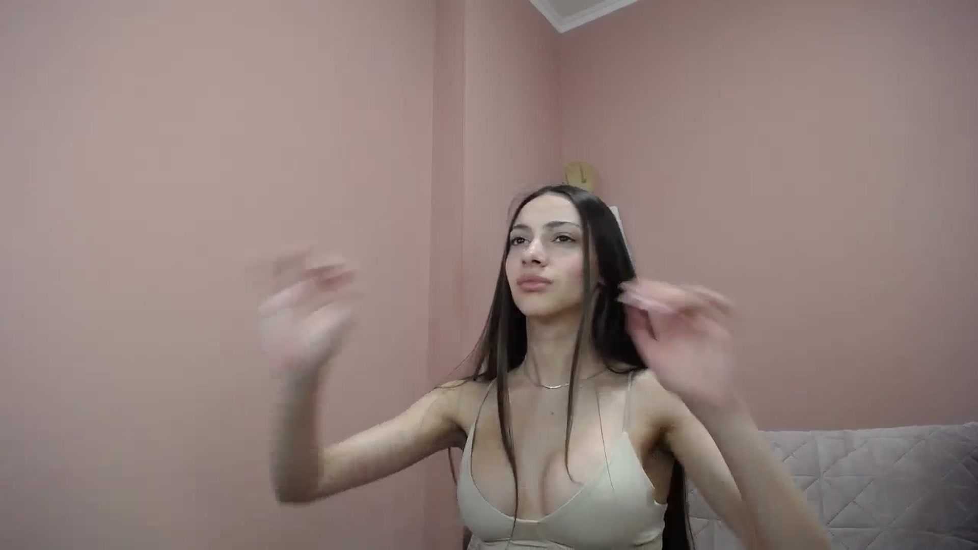 Gallery image thumbnail from Katty_West's myfreecams stream on, 05/20/2024, 08:49 image 14 of 20