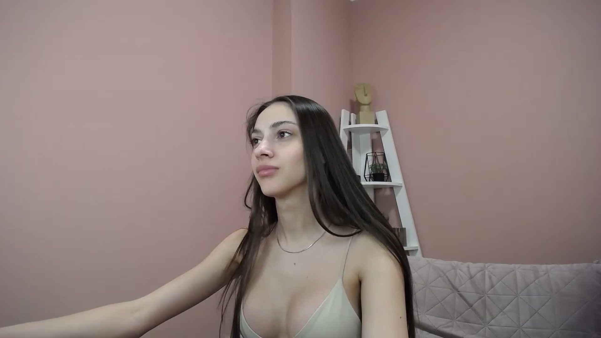 Gallery image thumbnail from Katty_West's myfreecams stream on, 05/20/2024, 13:20 image 10 of 20