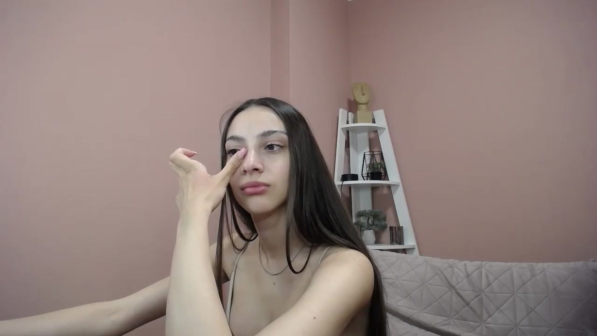 Gallery image thumbnail from Katty_West's myfreecams stream on, 05/20/2024, 13:20 image 3 of 20