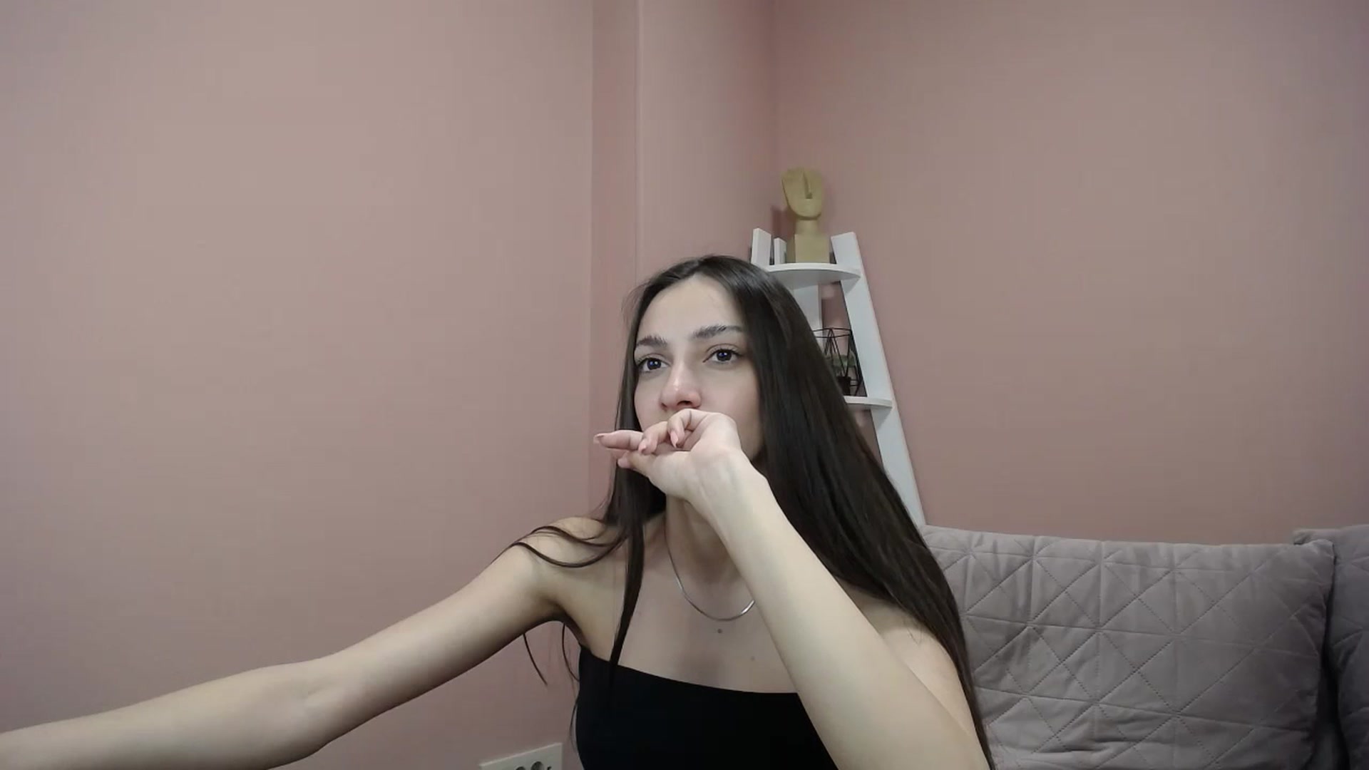 Gallery image thumbnail from Katty_West's myfreecams stream on, 05/21/2024, 11:02 image 17 of 20