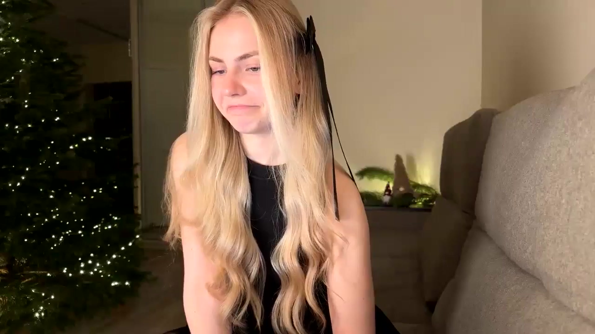 Gallery image thumbnail from Katumy's myfreecams stream on, 12/20/2024, 19:20 image 4 of 20
