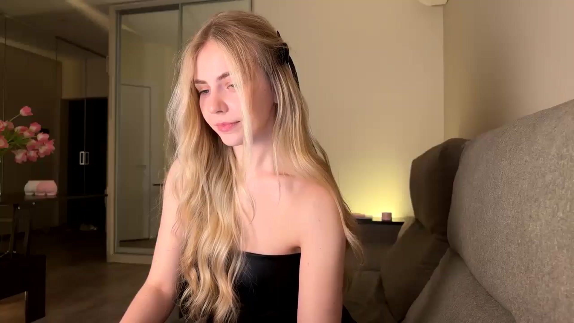 Gallery image thumbnail from Katumy's myfreecams stream on, 01/26/2025, 20:16 image 12 of 20