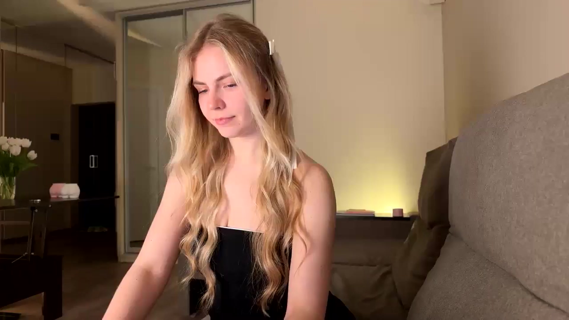 Gallery image thumbnail from Katumy's myfreecams stream on, 02/16/2025, 20:25 image 4 of 20