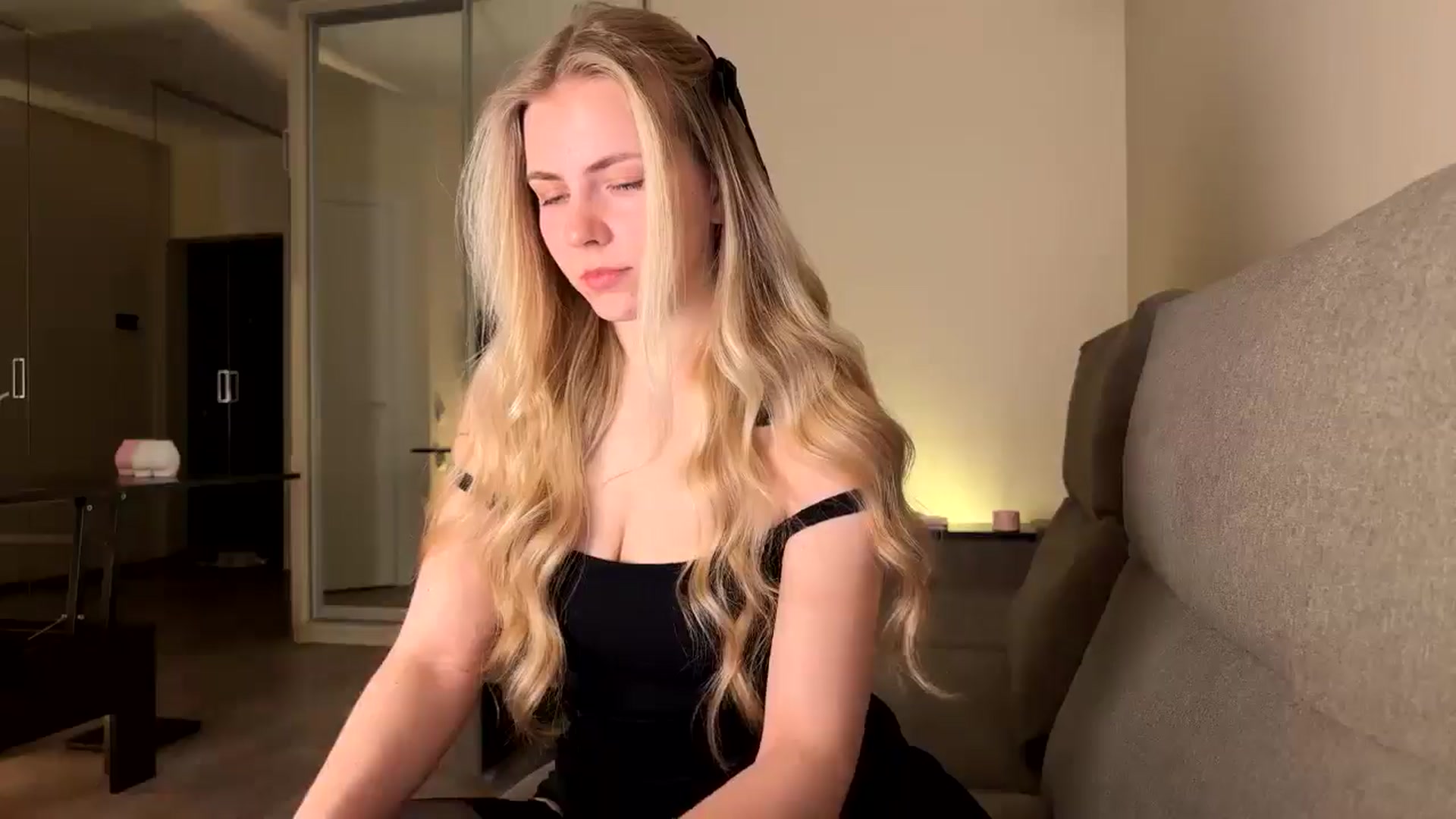 Gallery image thumbnail from Katumy's myfreecams stream on, 02/20/2025, 19:48 image 2 of 20