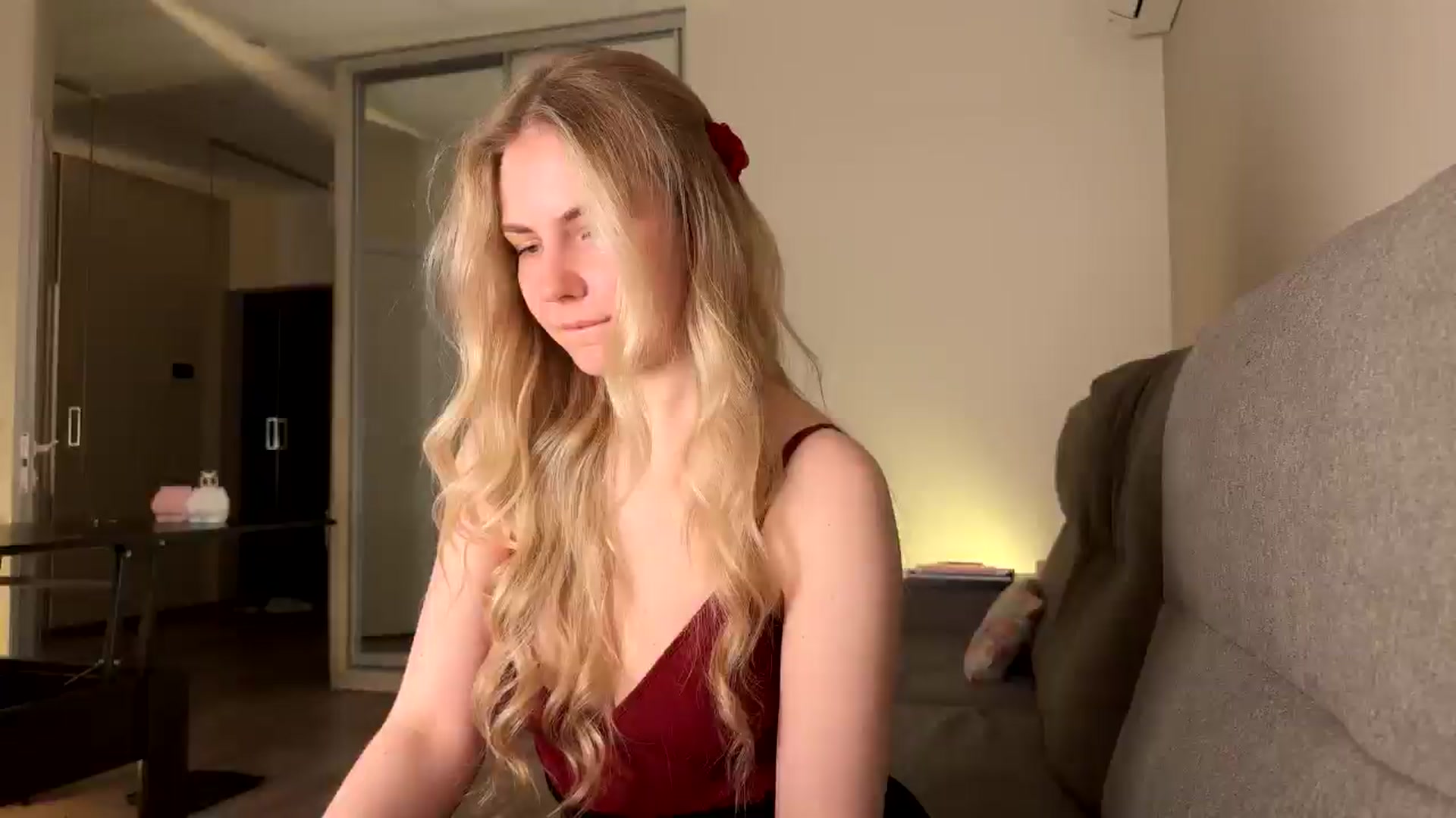 Gallery image thumbnail from Katumy's myfreecams stream on, 03/06/2025, 16:43 image 17 of 20
