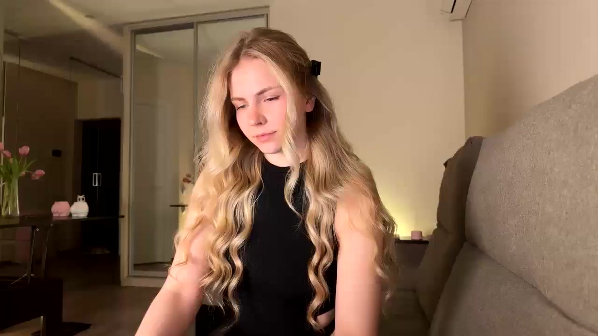 Gallery image thumbnail from Katumy's myfreecams stream on, 03/09/2025, 18:18 image 9 of 20
