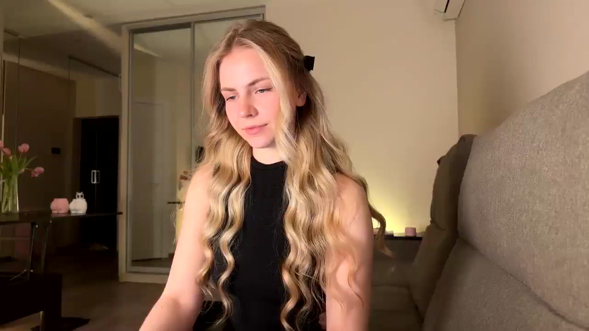 Gallery image thumbnail from Katumy's myfreecams stream on, 03/09/2025, 18:18 image 17 of 20