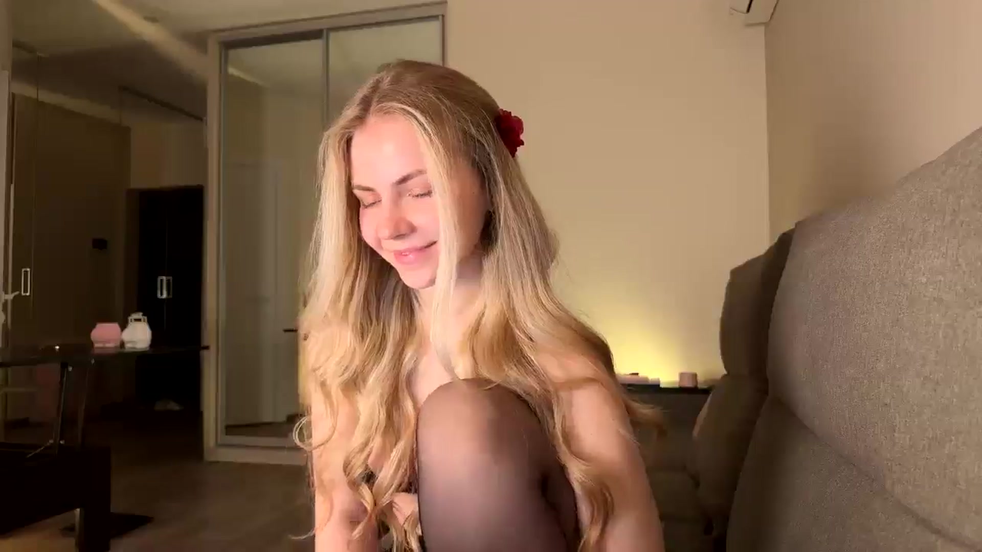 Gallery image thumbnail from Katumy's myfreecams stream on, 03/11/2025, 17:52 image 6 of 20