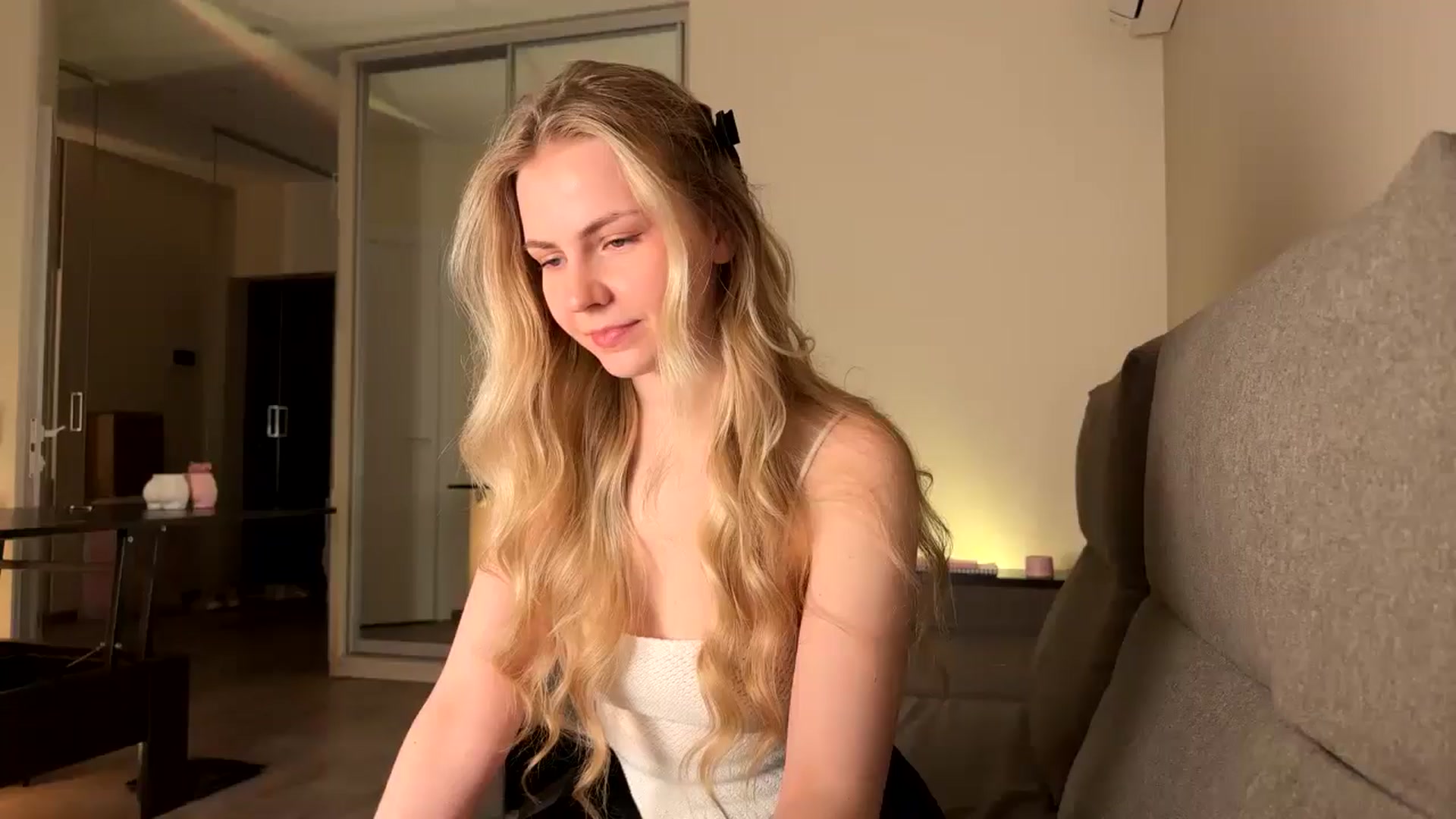 Gallery image thumbnail from Katumy's myfreecams stream on, 03/21/2025, 17:38 image 8 of 20