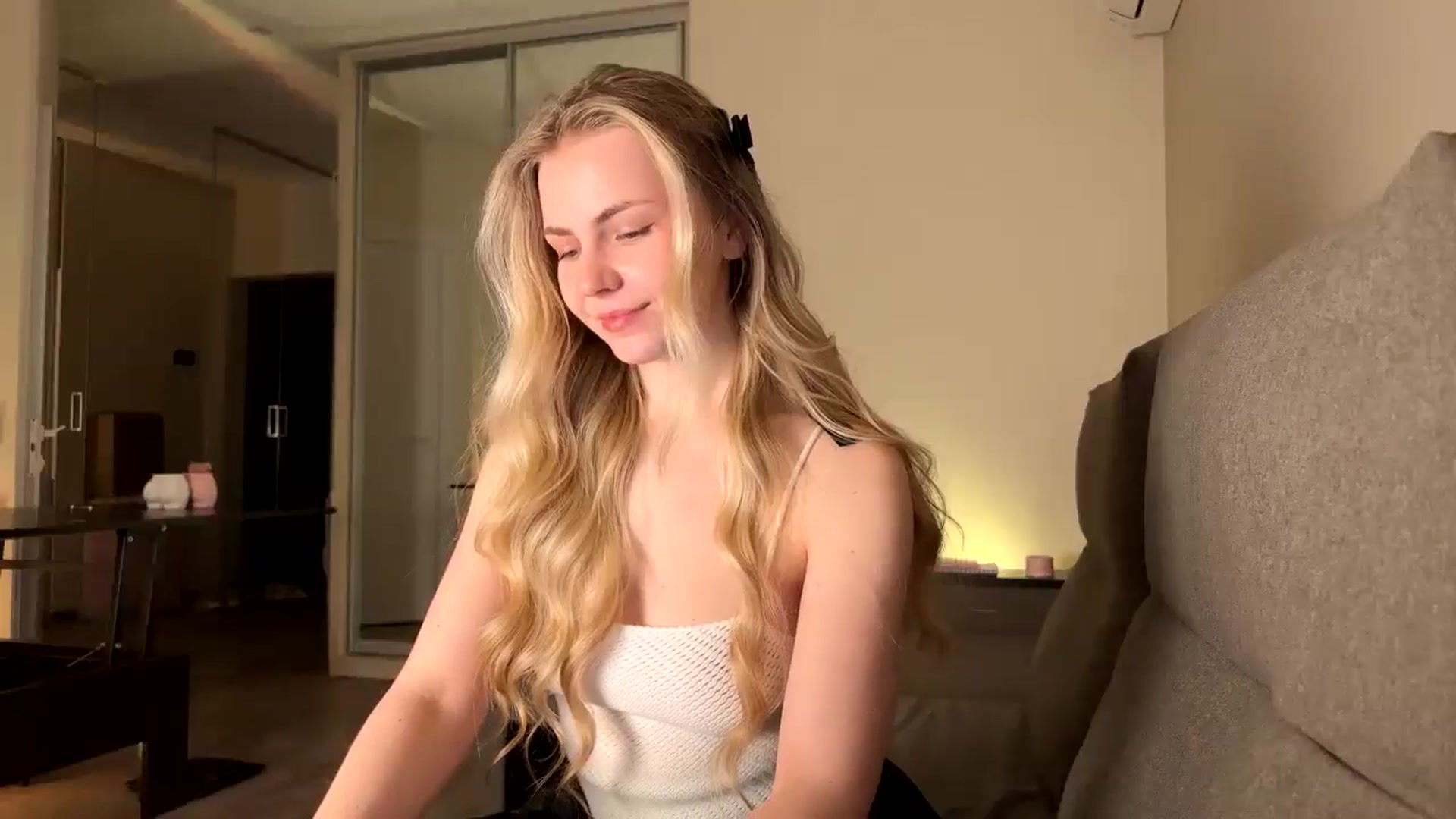 Gallery image thumbnail from Katumy's myfreecams stream on, 03/21/2025, 17:38 image 18 of 20