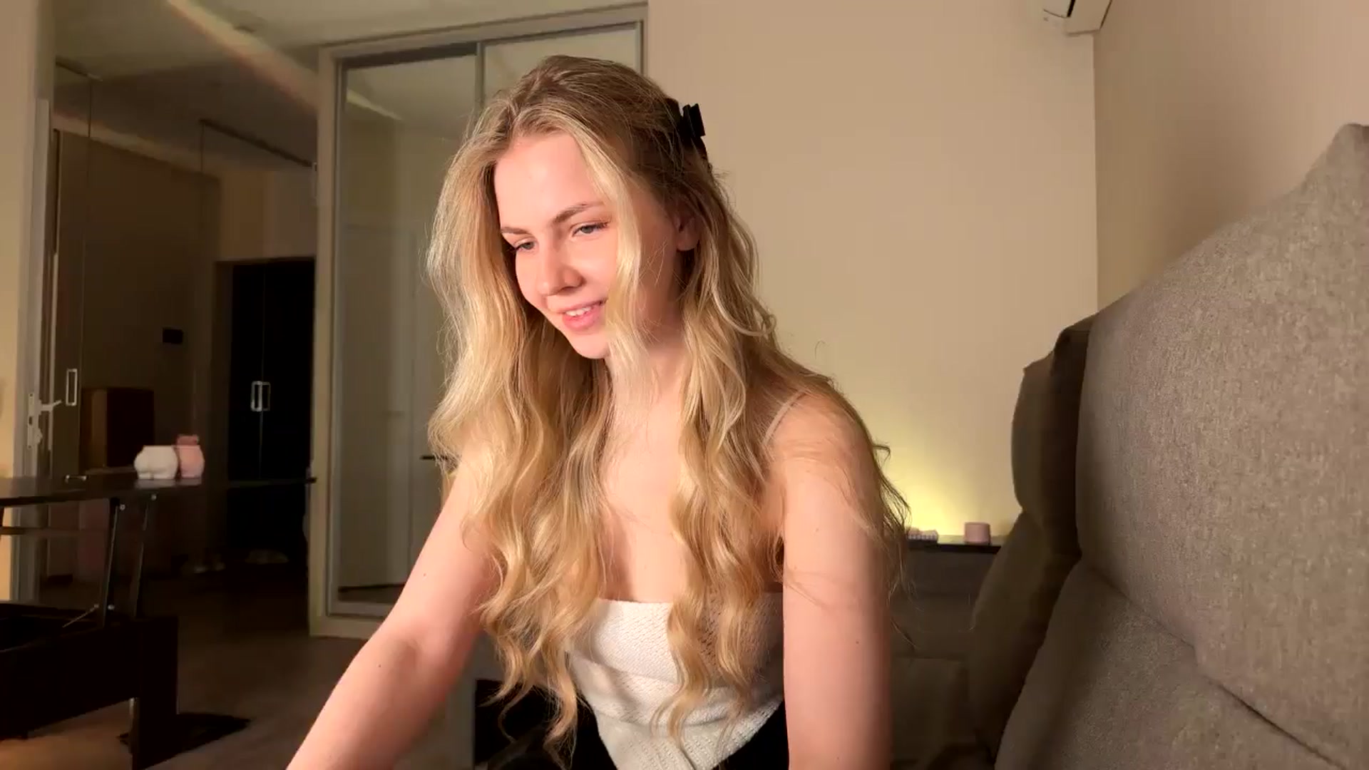 Gallery image thumbnail from Katumy's myfreecams stream on, 03/21/2025, 17:38 image 3 of 20