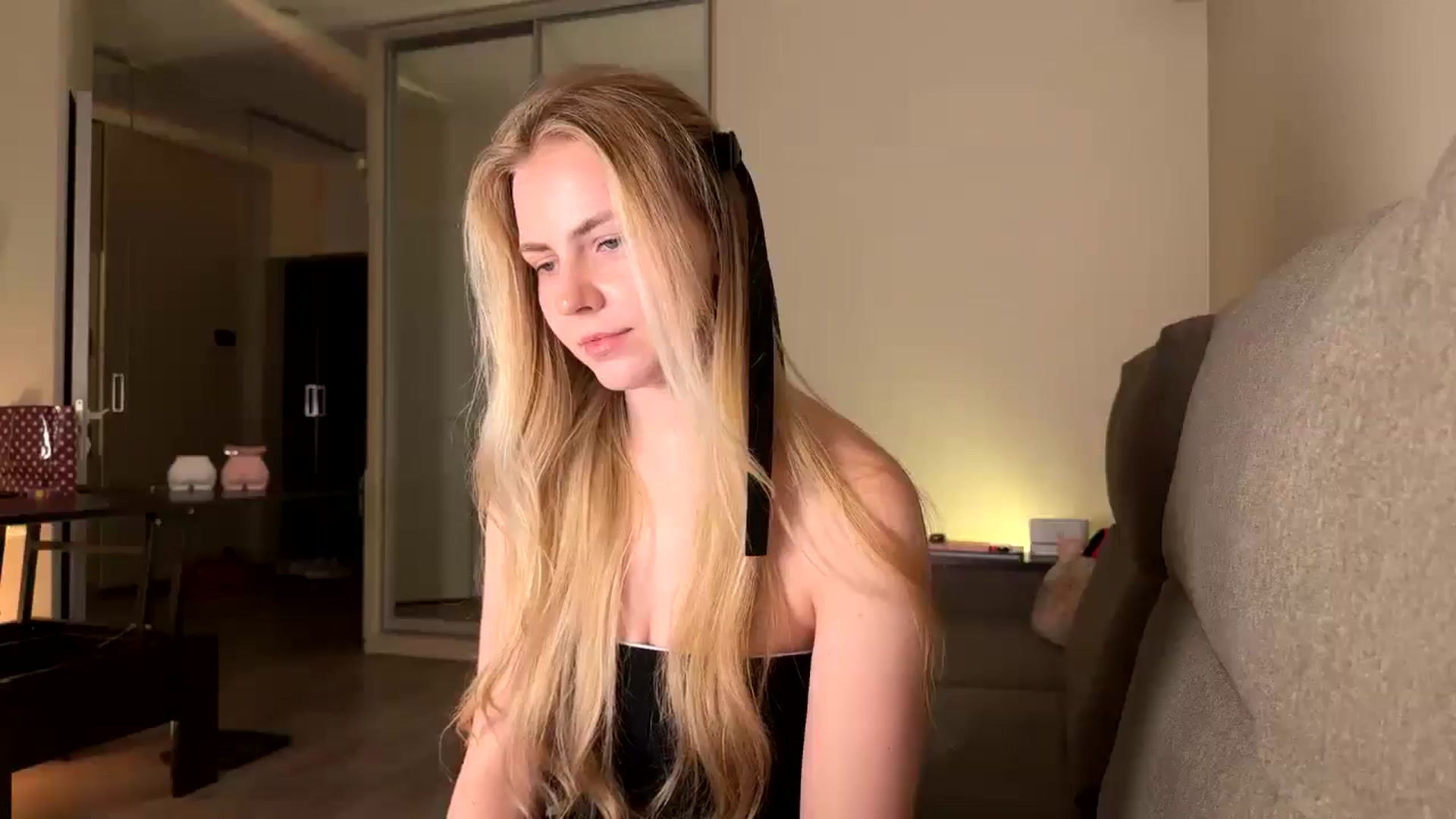Gallery image thumbnail from Katumy's myfreecams stream on, 04/18/2025, 18:46 image 17 of 20