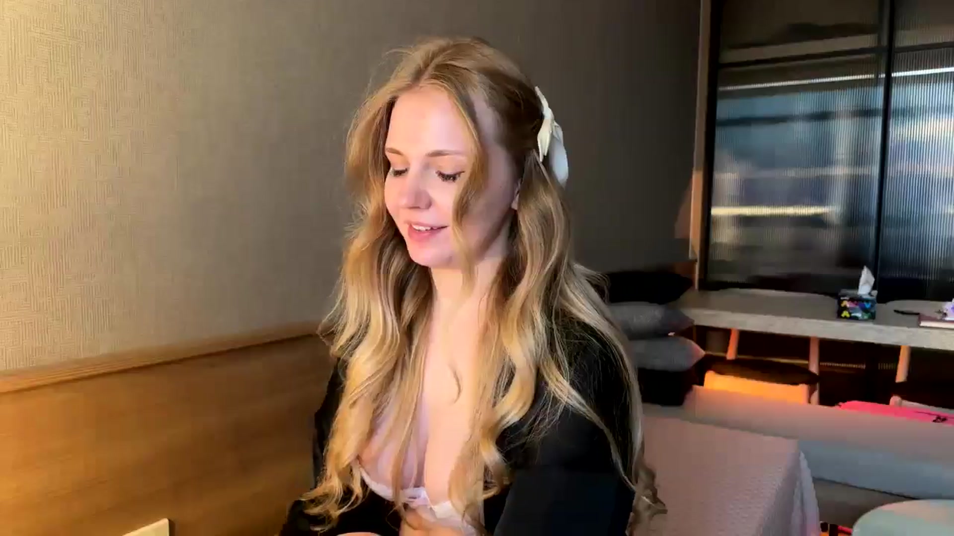 Gallery image thumbnail from Katumy's myfreecams stream on, 04/09/2026, 11:19 image 7 of 20