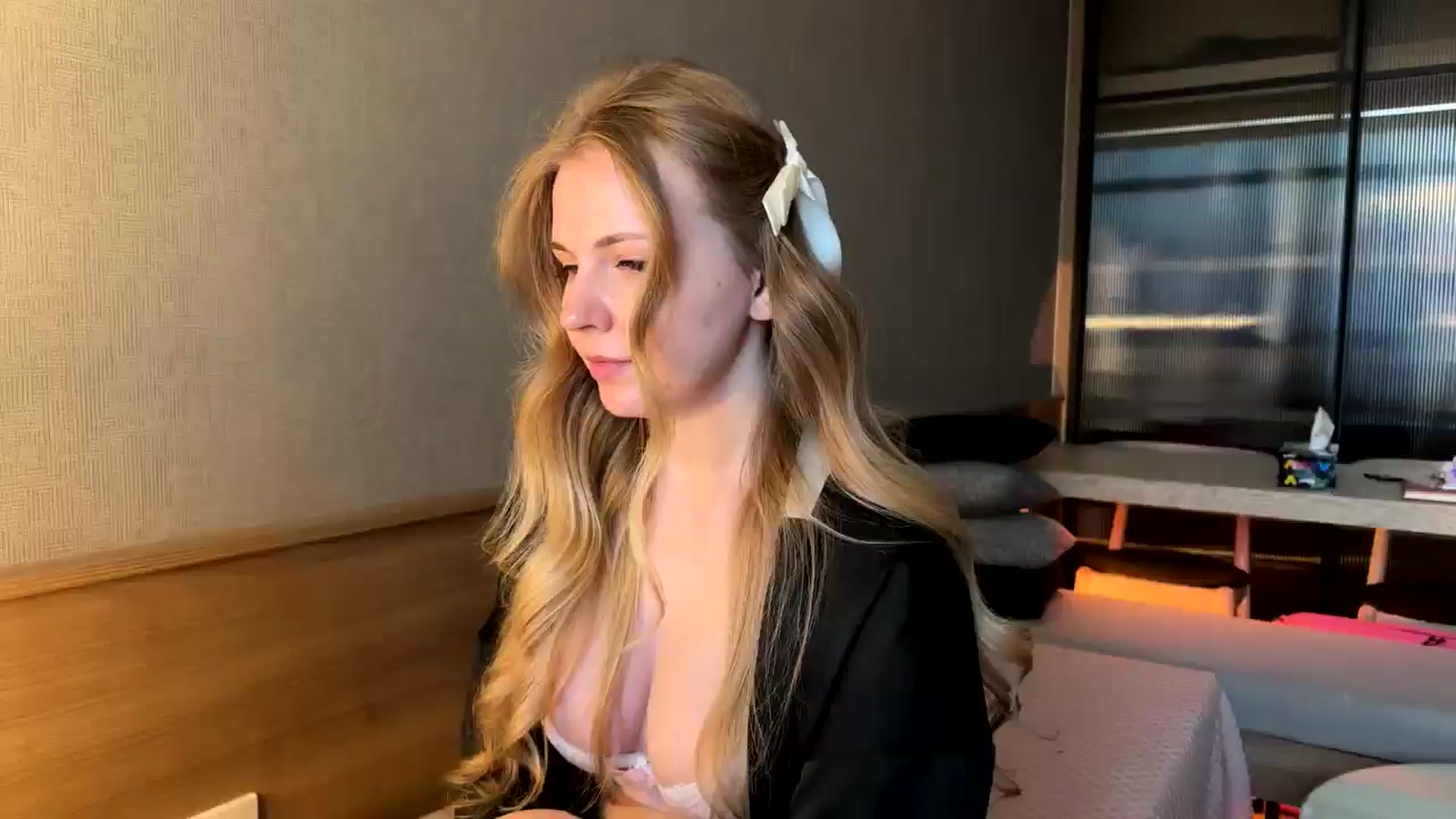 Gallery image thumbnail from Katumy's myfreecams stream on, 04/09/2026, 11:19 image 5 of 20