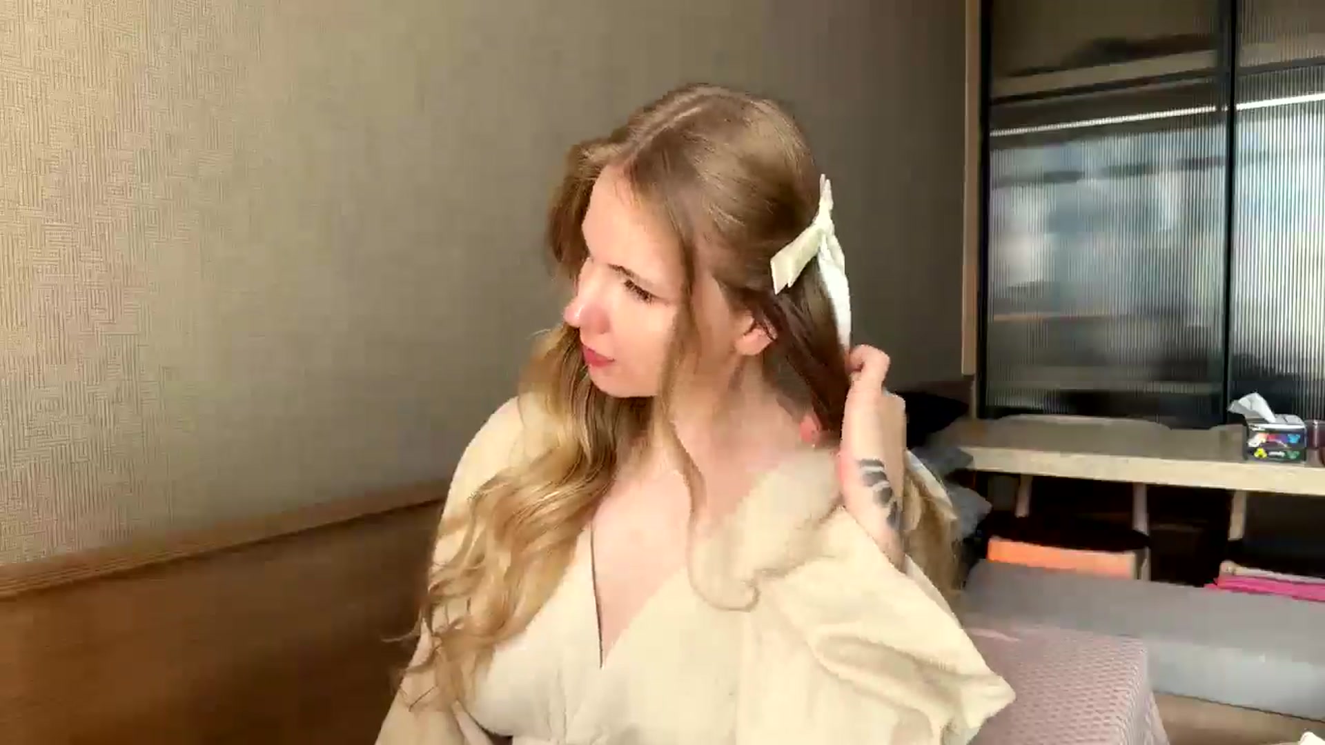 Gallery image thumbnail from Katumy's myfreecams stream on, 04/23/2026, 09:34 image 12 of 20