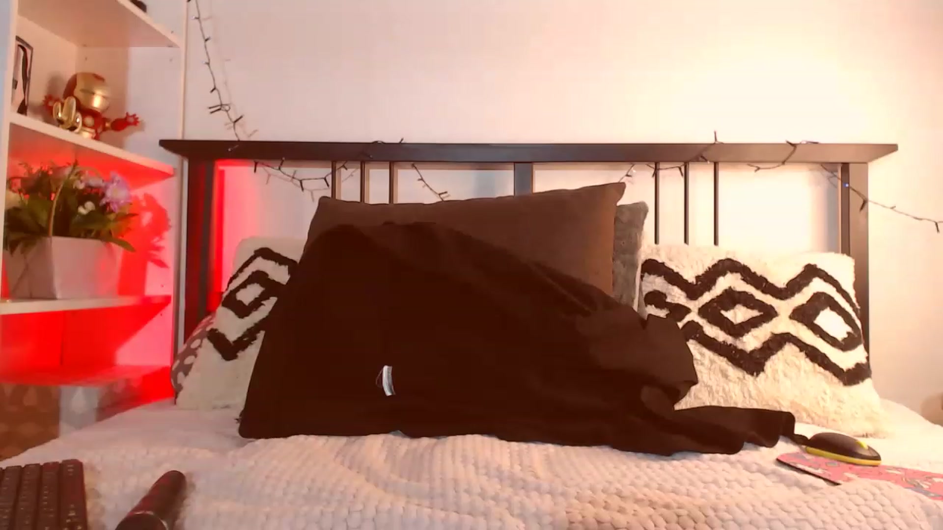 Gallery image thumbnail from KatyLi's myfreecams stream on, 01/19/2023, 01:45 image 5 of 20