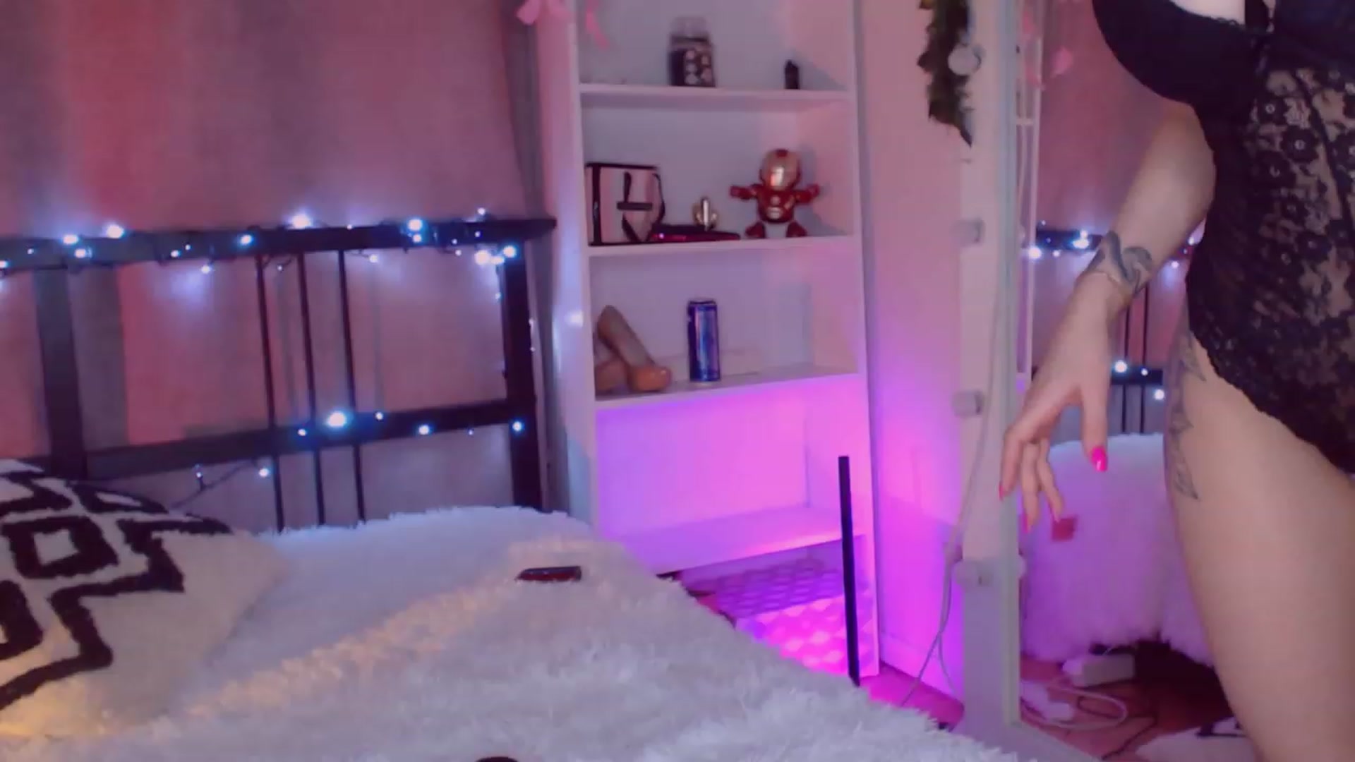 Gallery image thumbnail from KatyLi's myfreecams stream on, 02/06/2023, 01:34 image 20 of 20