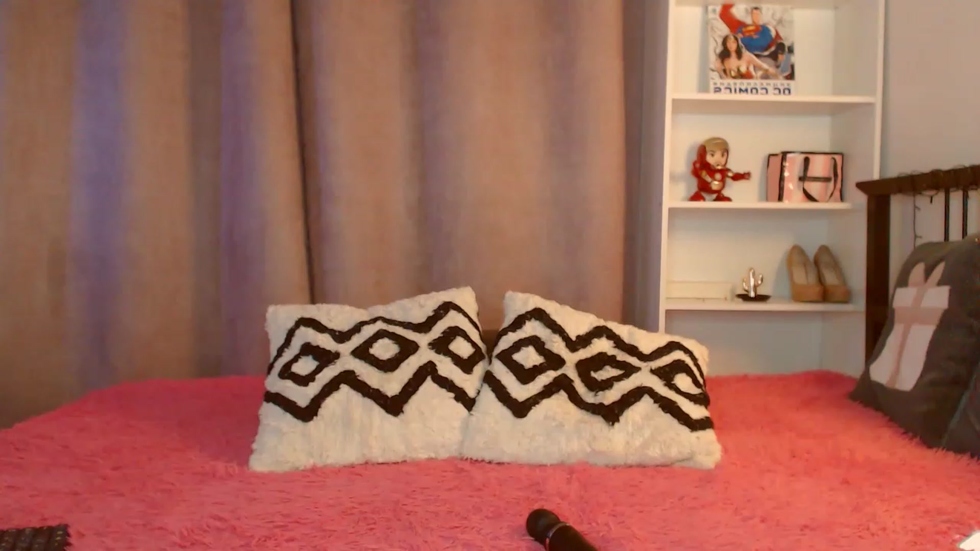 Gallery image thumbnail from KatyLi's myfreecams stream on, 02/28/2023, 23:26 image 2 of 20