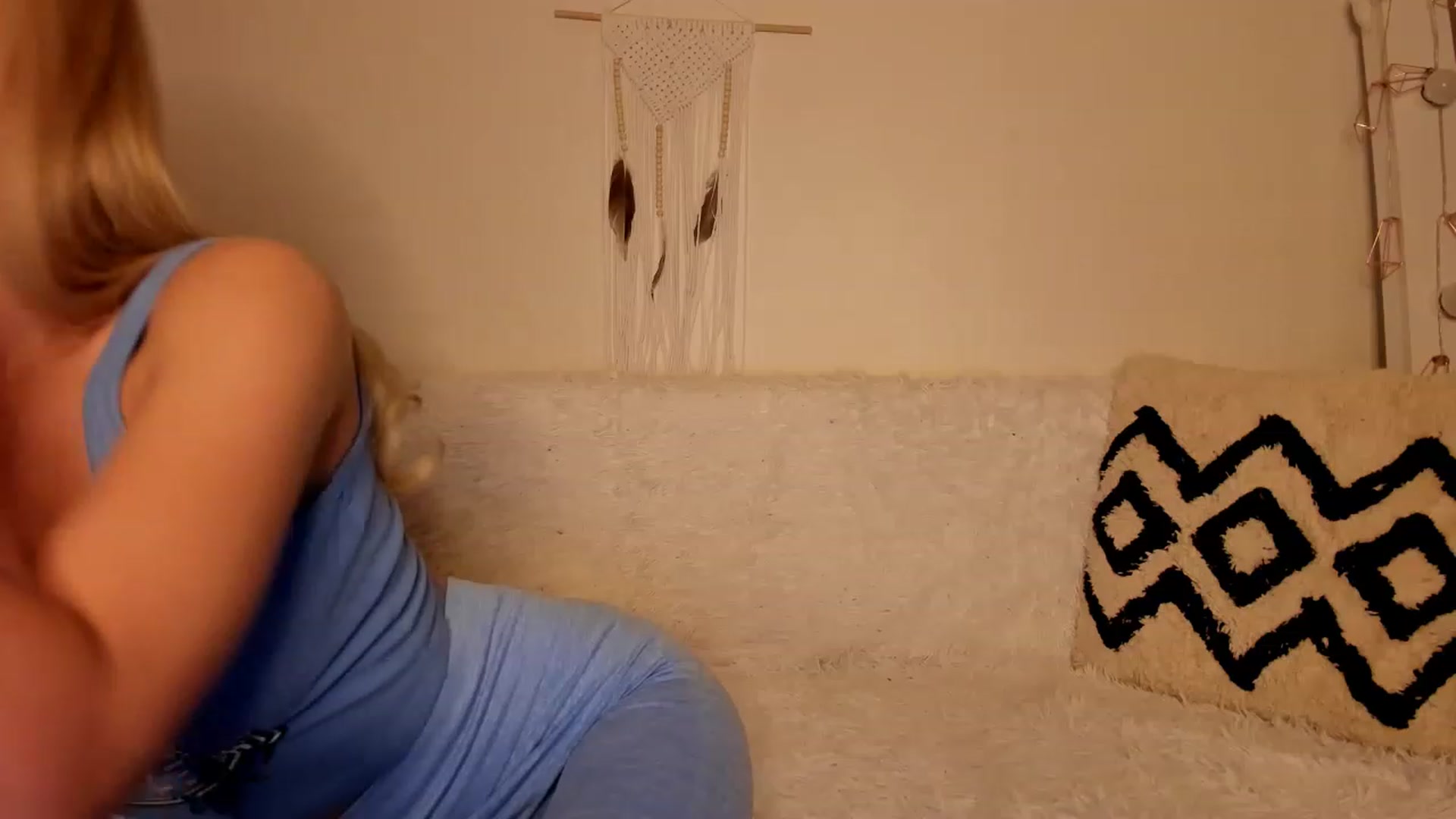 Gallery image thumbnail from KatyLi's myfreecams stream on, 07/11/2023, 19:23 image 2 of 20