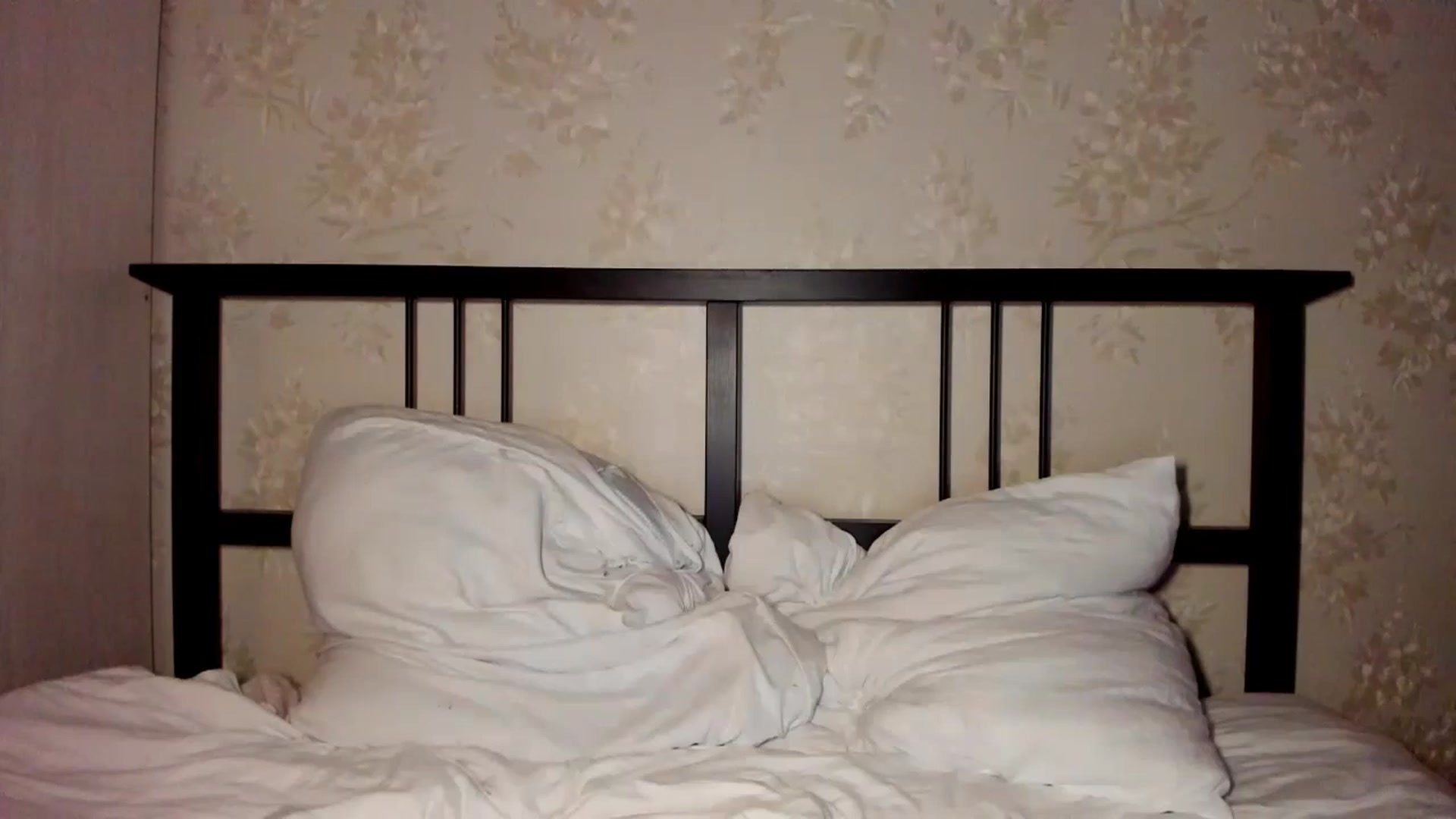 Gallery image thumbnail from KatyLi's myfreecams stream on, 10/16/2023, 24:42 image 14 of 20