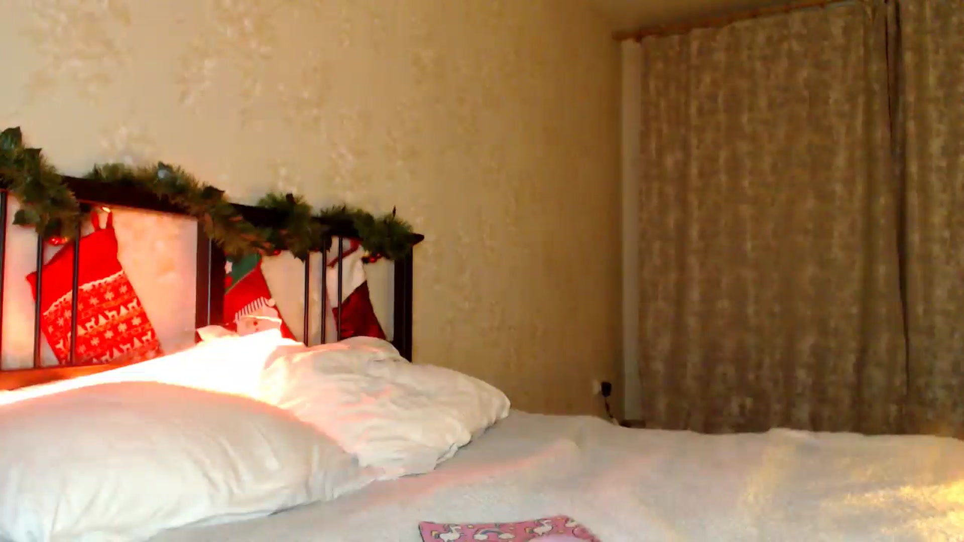 Gallery image thumbnail from KatyLi's myfreecams stream on, 12/12/2023, 22:11 image 20 of 20