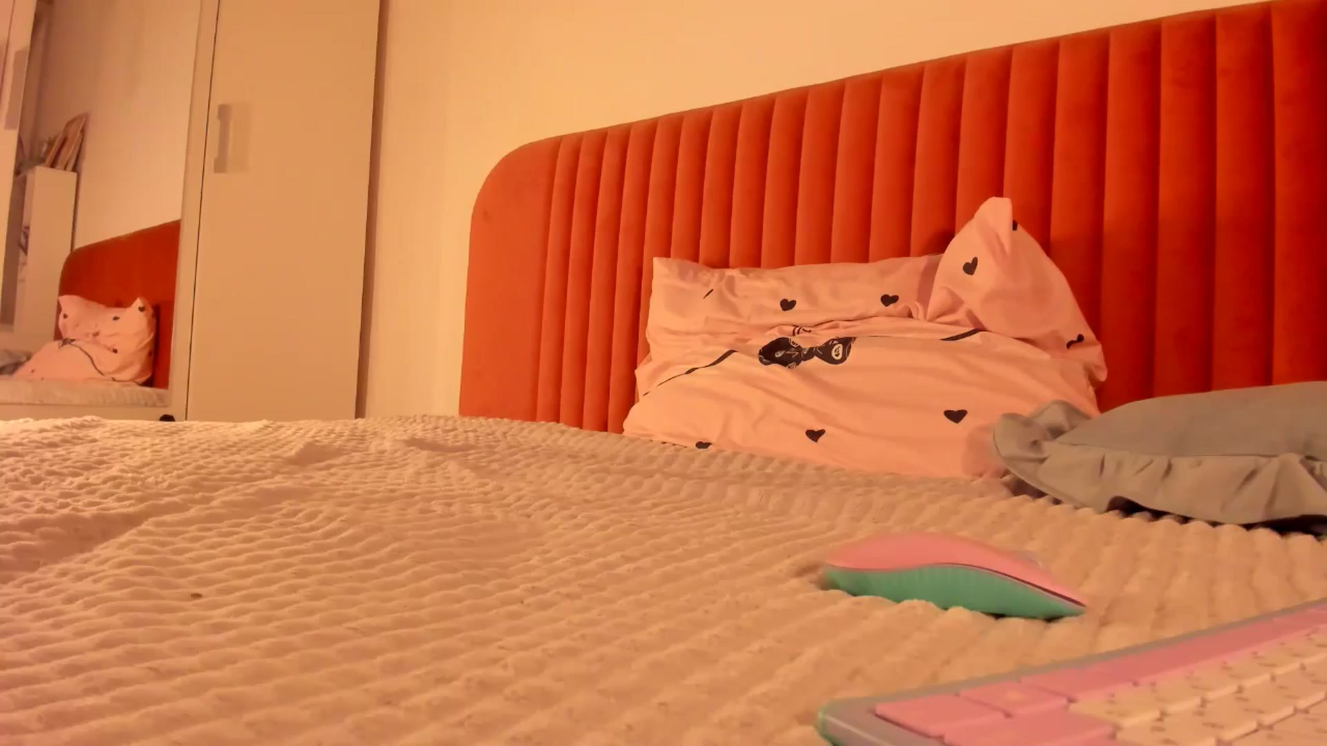 Gallery image thumbnail from KatyLi's myfreecams stream on, 05/27/2024, 21:33 image 8 of 20