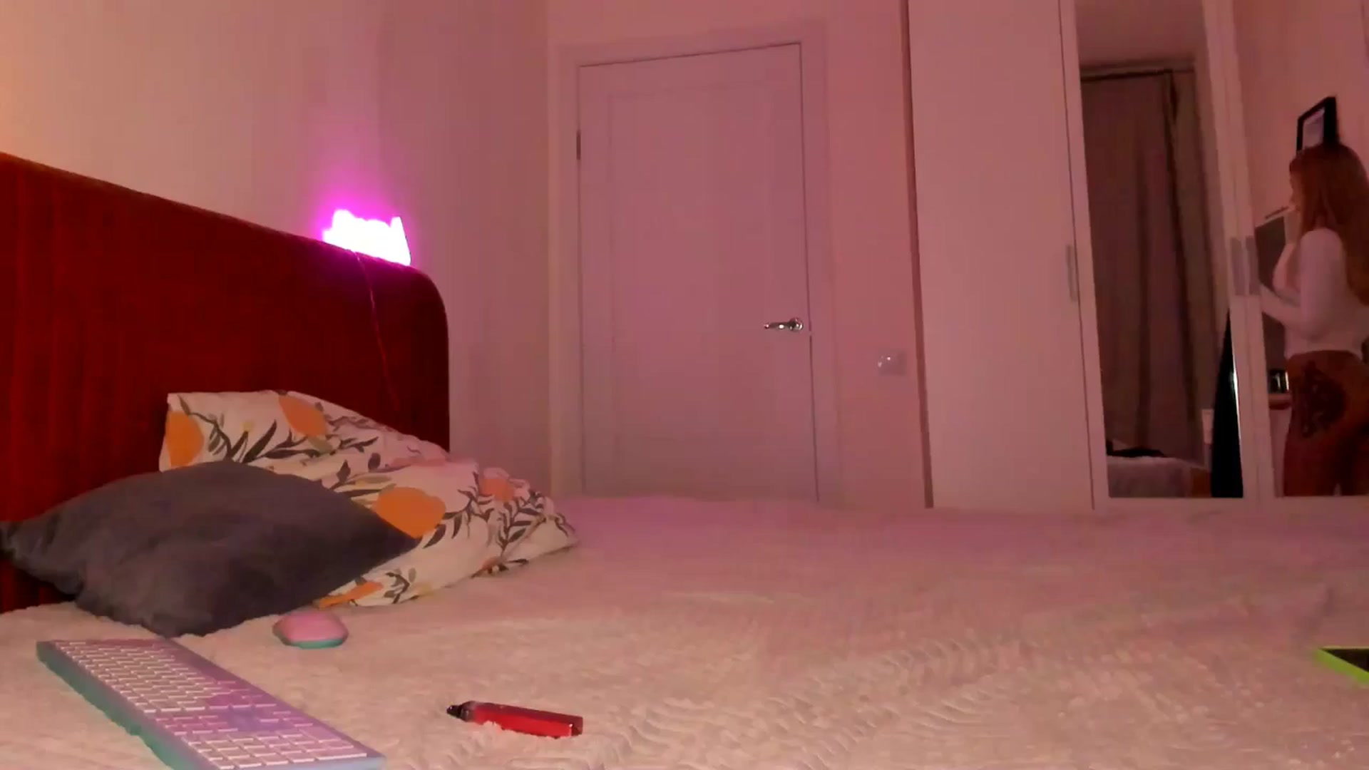 Gallery image thumbnail from KatyLi's myfreecams stream on, 07/05/2024, 23:18 image 10 of 20
