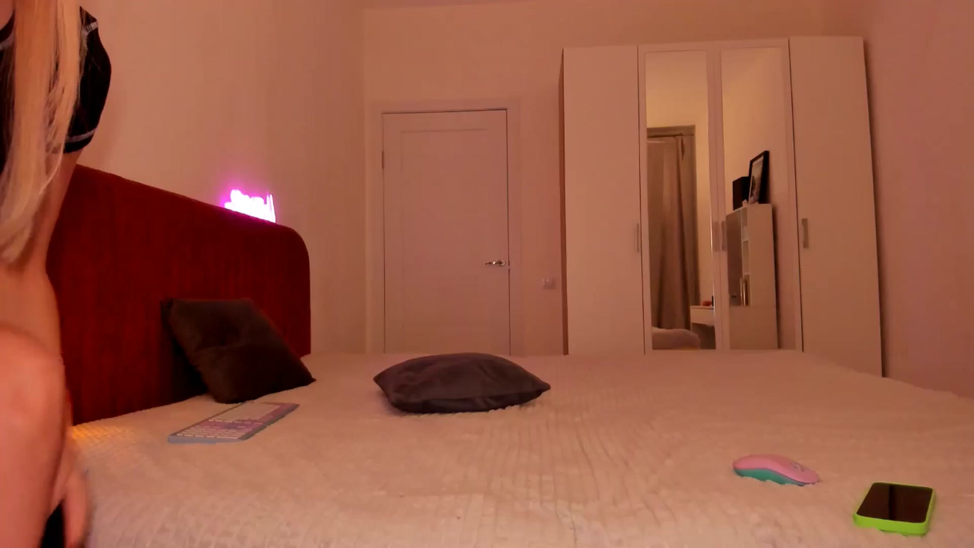 Gallery image thumbnail from KatyLi's myfreecams stream on, 07/07/2024, 22:26 image 9 of 20