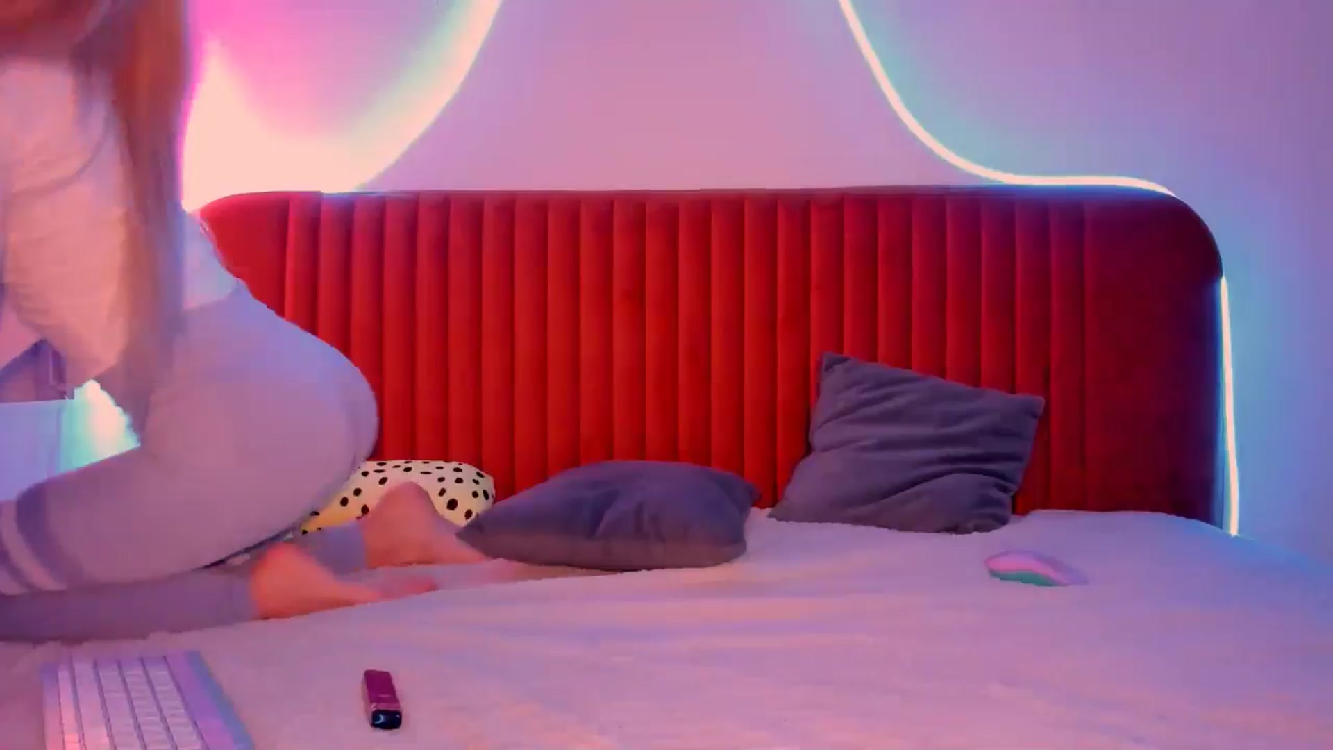 Gallery image thumbnail from KatyLi's myfreecams stream on, 08/14/2024, 22:35 image 9 of 20