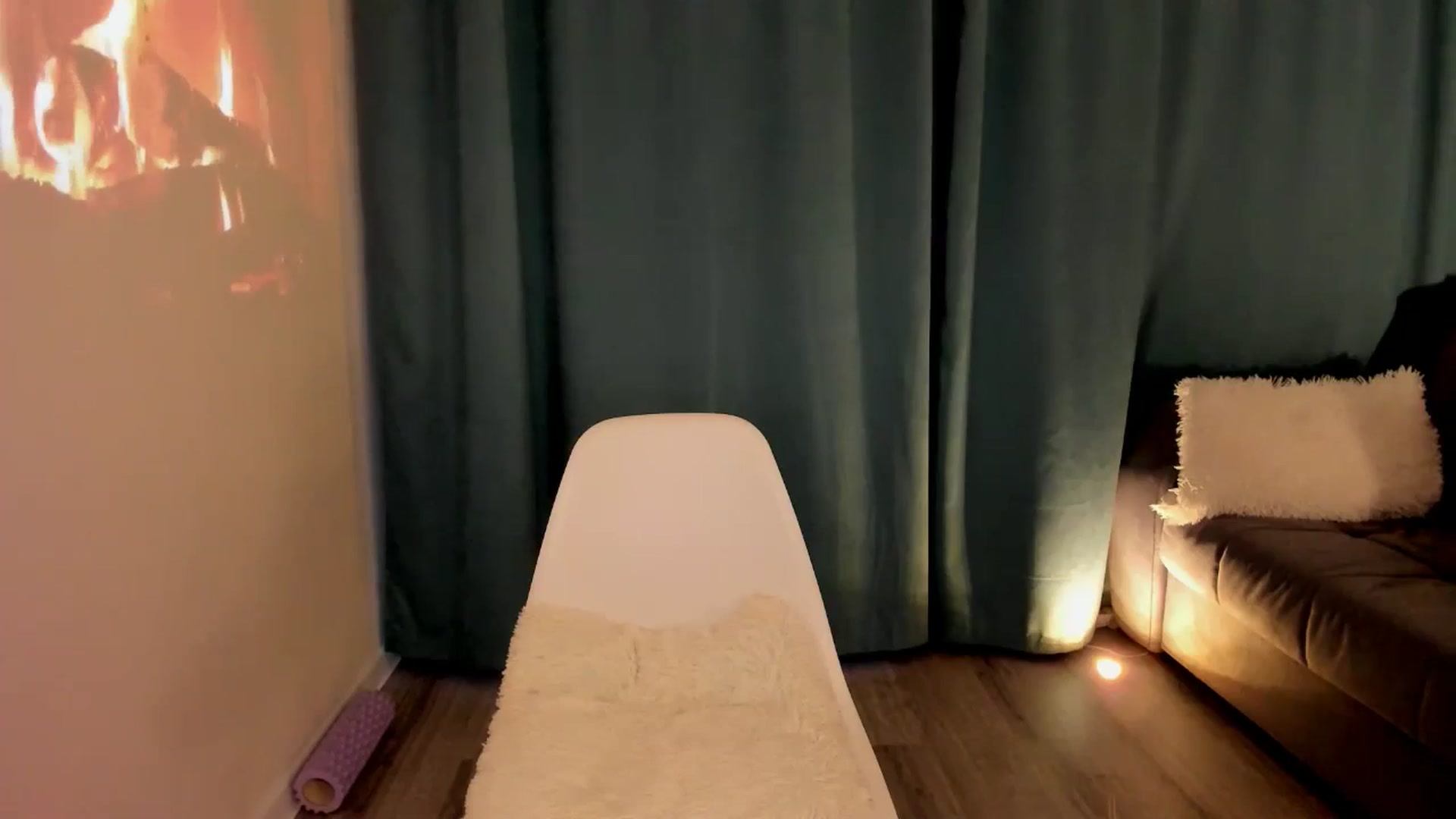 Gallery image thumbnail from KatyLi's myfreecams stream on, 11/28/2024, 13:05 image 9 of 20