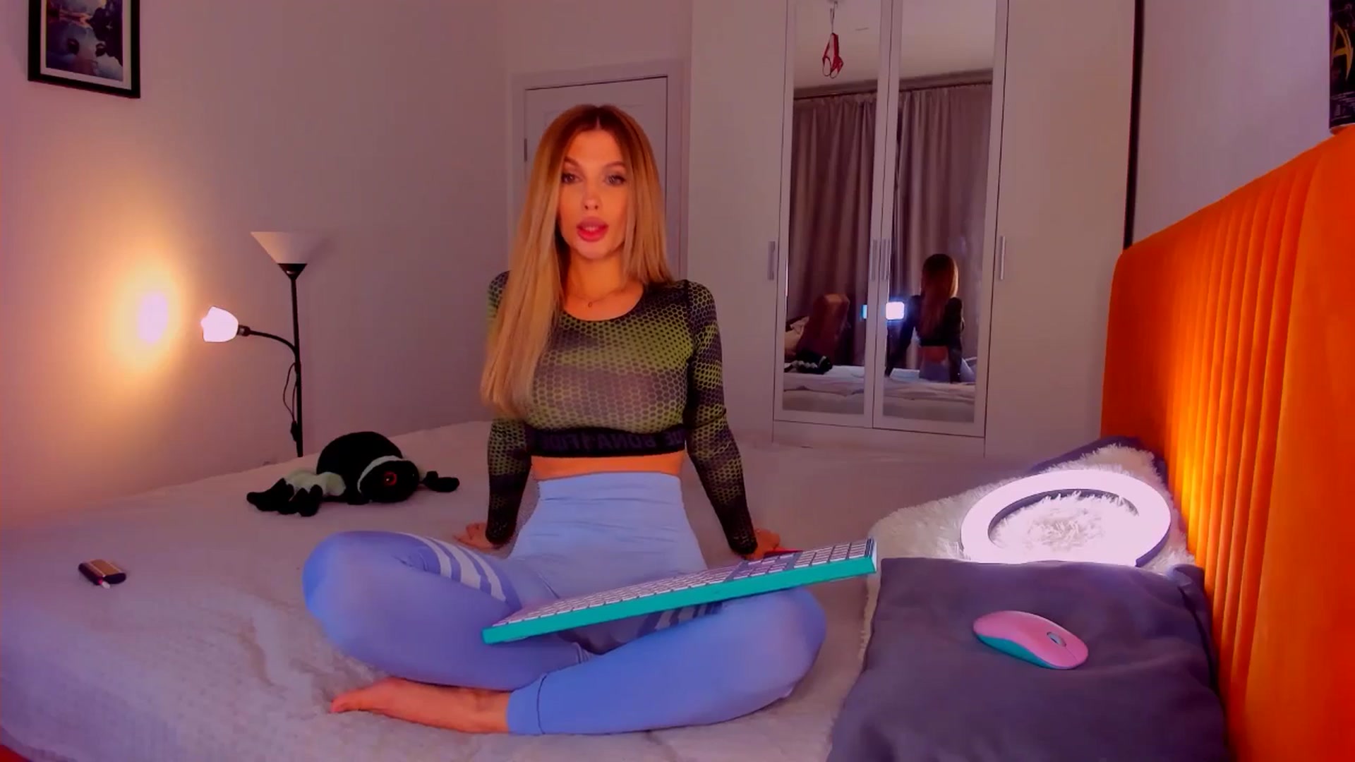 Gallery image thumbnail from KatyLi's myfreecams stream on, 02/08/2025, 21:13 image 4 of 20