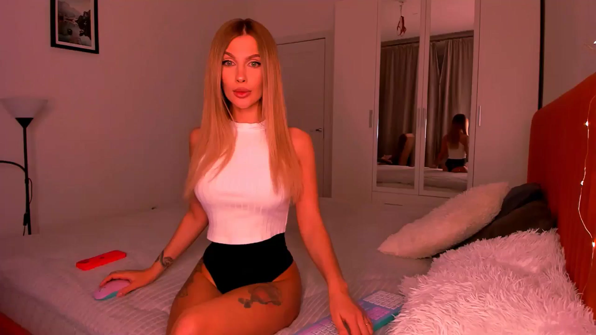 Gallery image thumbnail from KatyLi's myfreecams stream on, 02/18/2025, 20:33 image 19 of 20